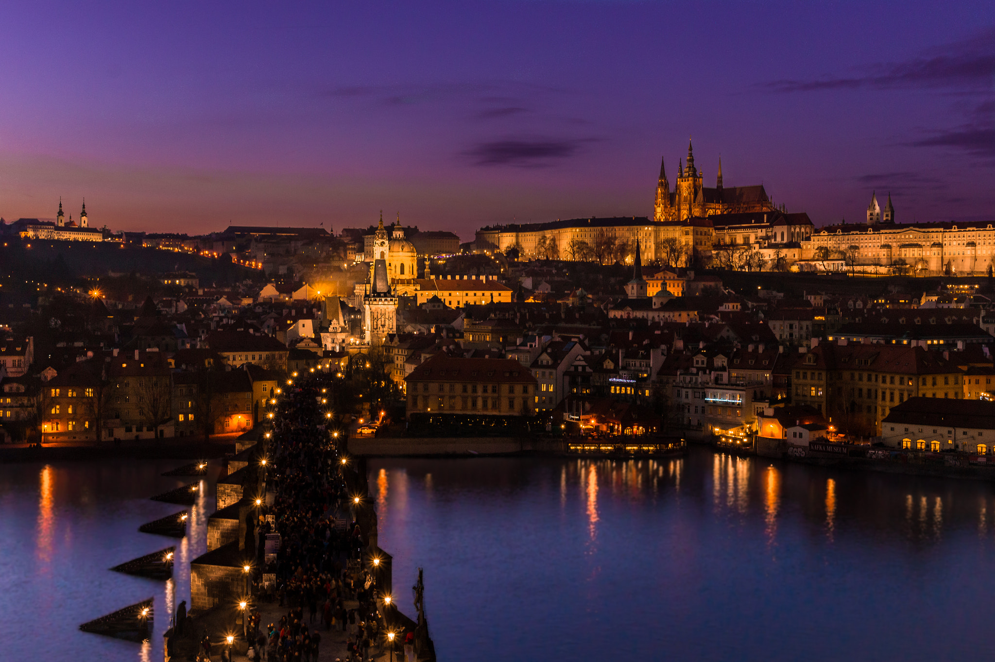 Sony Alpha a5000 (ILCE 5000) + Sigma 30mm F2.8 EX DN sample photo. Prague castle photography