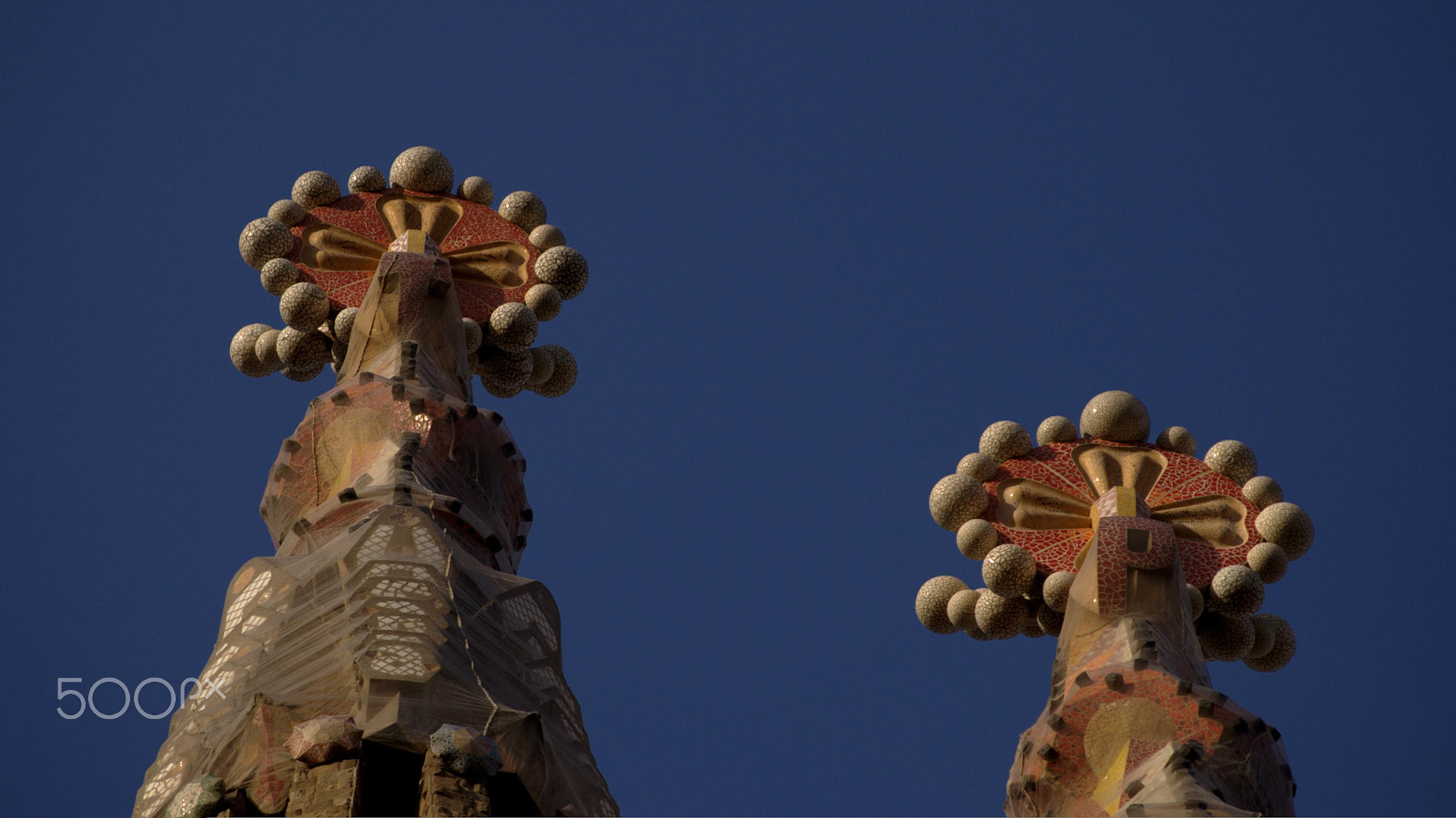 Pentax K100D Super + Sigma 55-200mm F4-5.6 DC sample photo. Sagrada familia photography