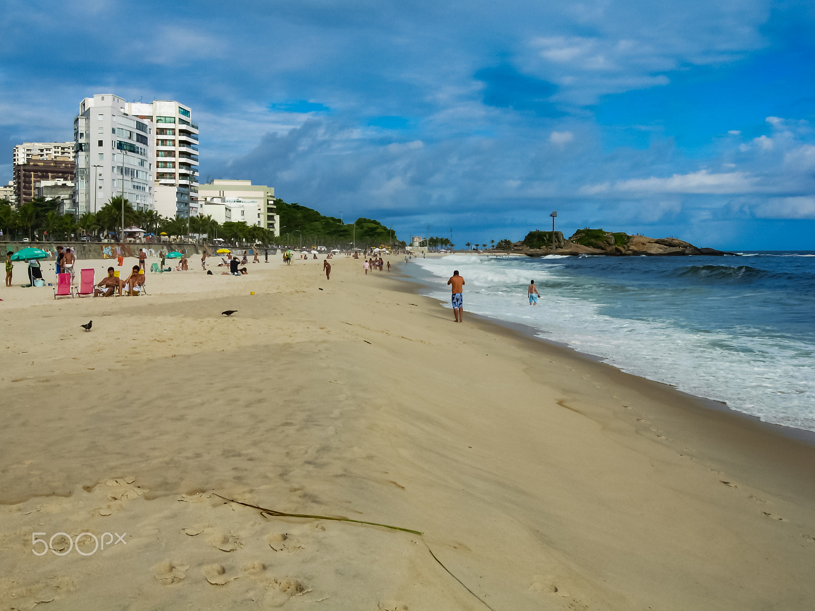 Nikon COOLPIX P3 sample photo. Brazilian famous ipanema beach in beautiful  tropical rio de janeiro  photography