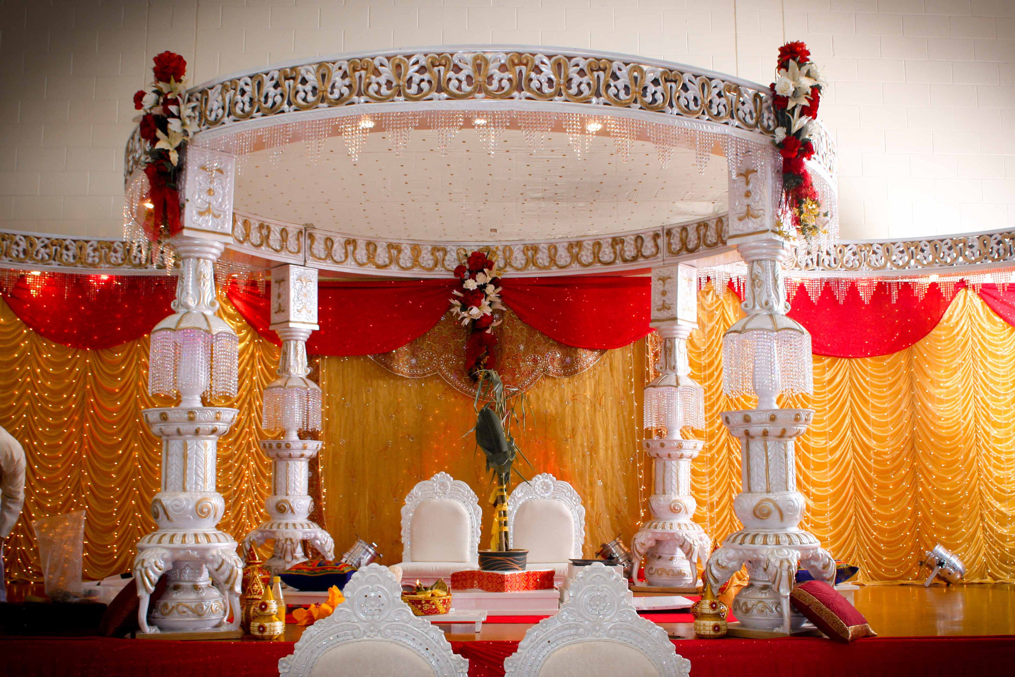 Canon EOS 40D + Sigma 24-70mm F2.8 EX DG Macro sample photo. Indian wedding decorations for sale photography