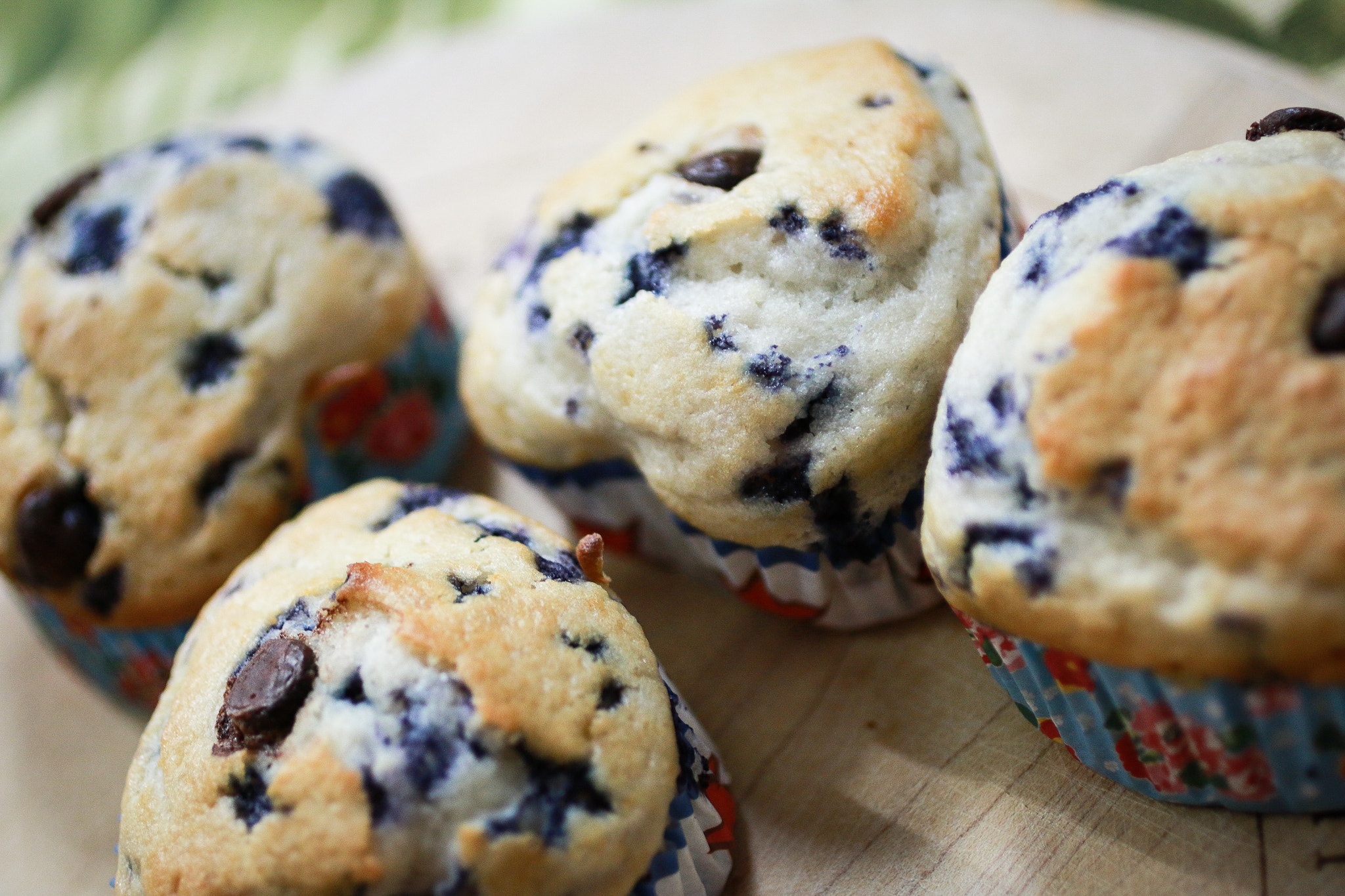 Canon EOS 70D + Canon EF 50mm F2.5 Macro sample photo. Bro cakes photography