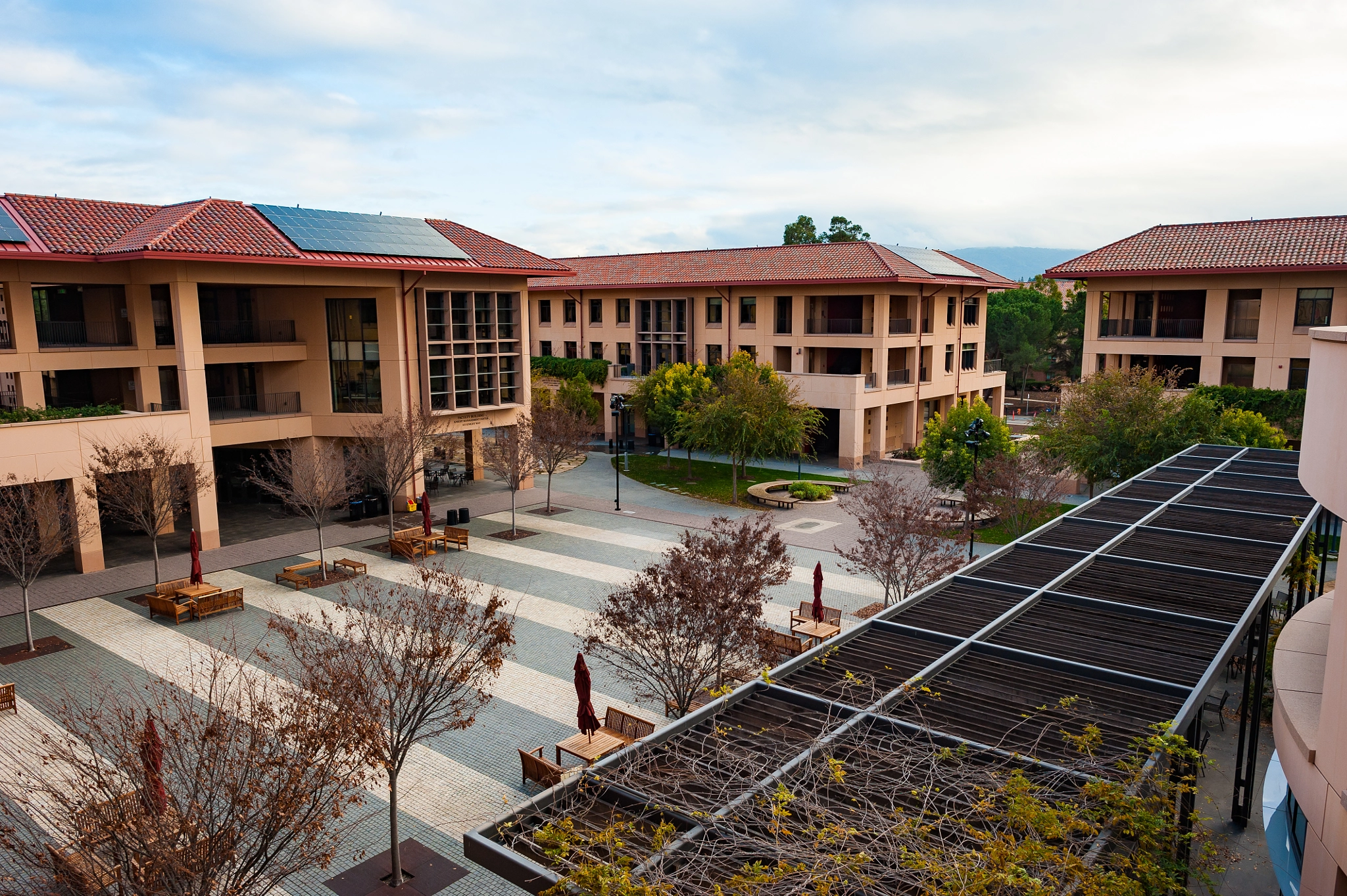 Nikon D700 + Nikon AF-S Nikkor 24mm F1.4G ED sample photo. Stanford university photography