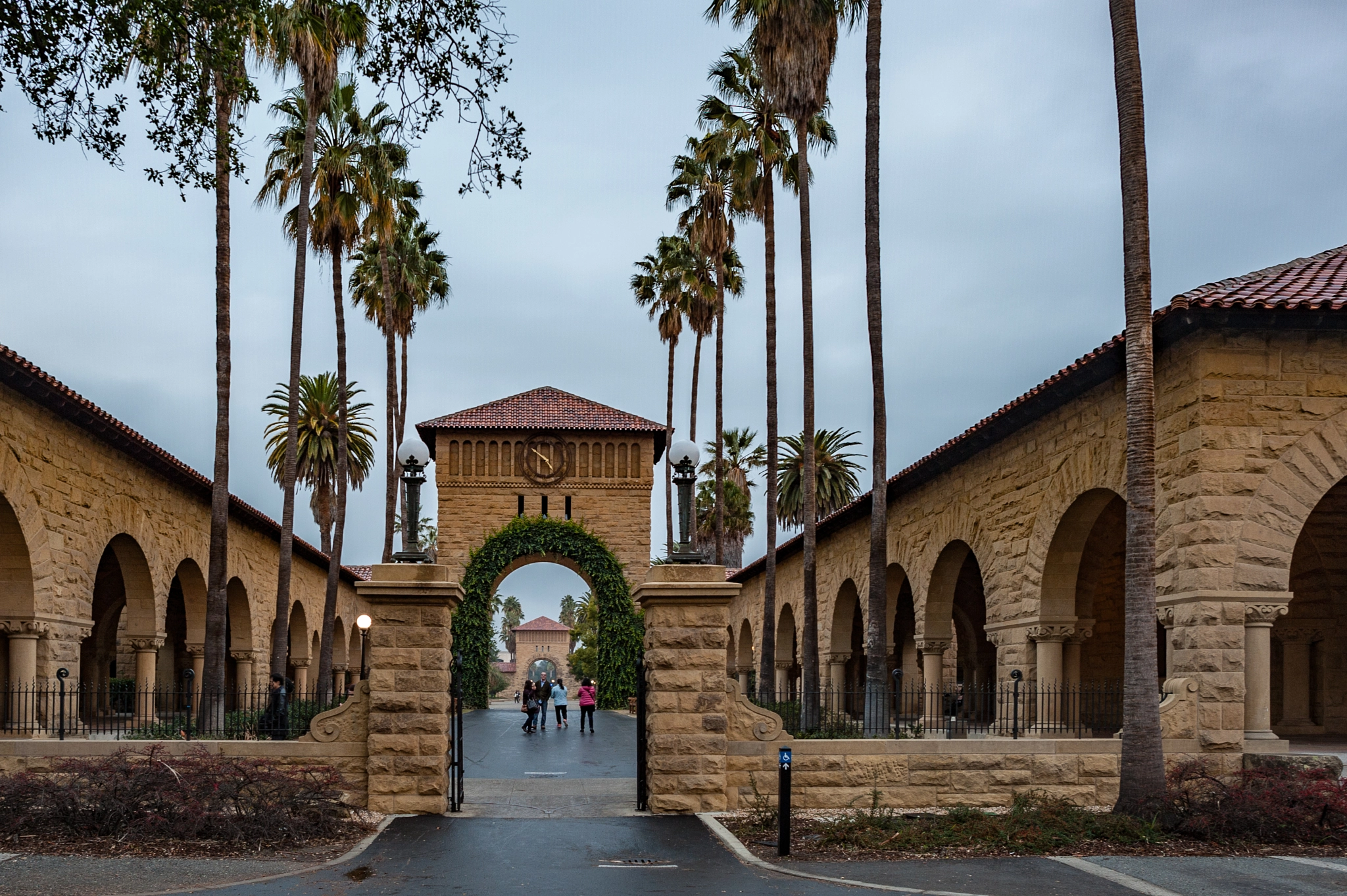 Nikon D700 + Nikon AF-S Nikkor 24mm F1.4G ED sample photo. Stanford university photography