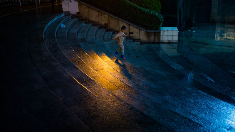 Nikon D610 + AF Nikkor 35mm f/2 sample photo. Jump in cold and warm photography