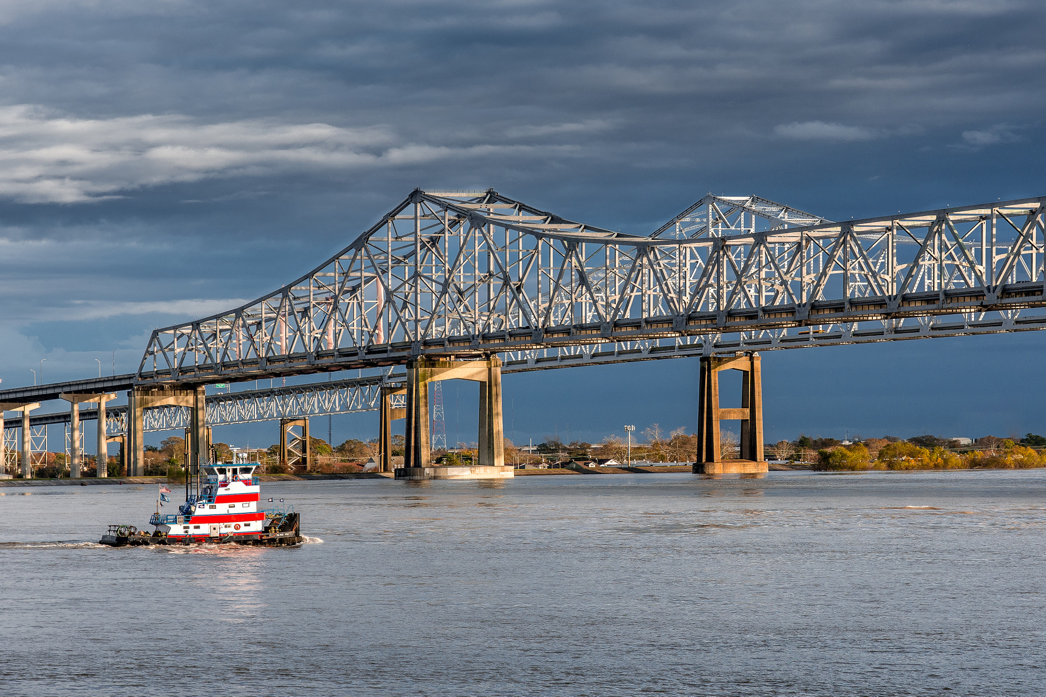 Nikon D7200 + AF-S VR DX 16-80mm f/2.8-4.0E ED sample photo. Going to work mississippi style photography