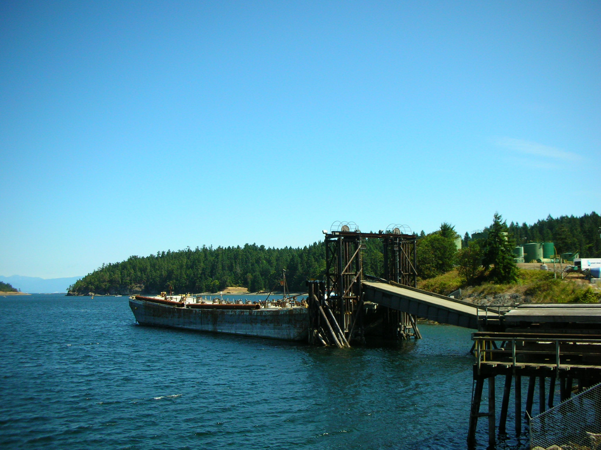 Nikon COOLPIX S3 sample photo. Ferry, vancouver island photography