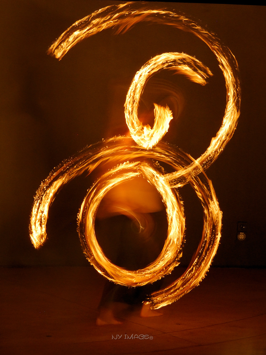 Nikon AF-Nikkor 80-200mm F2.8D ED sample photo. Born fire photography