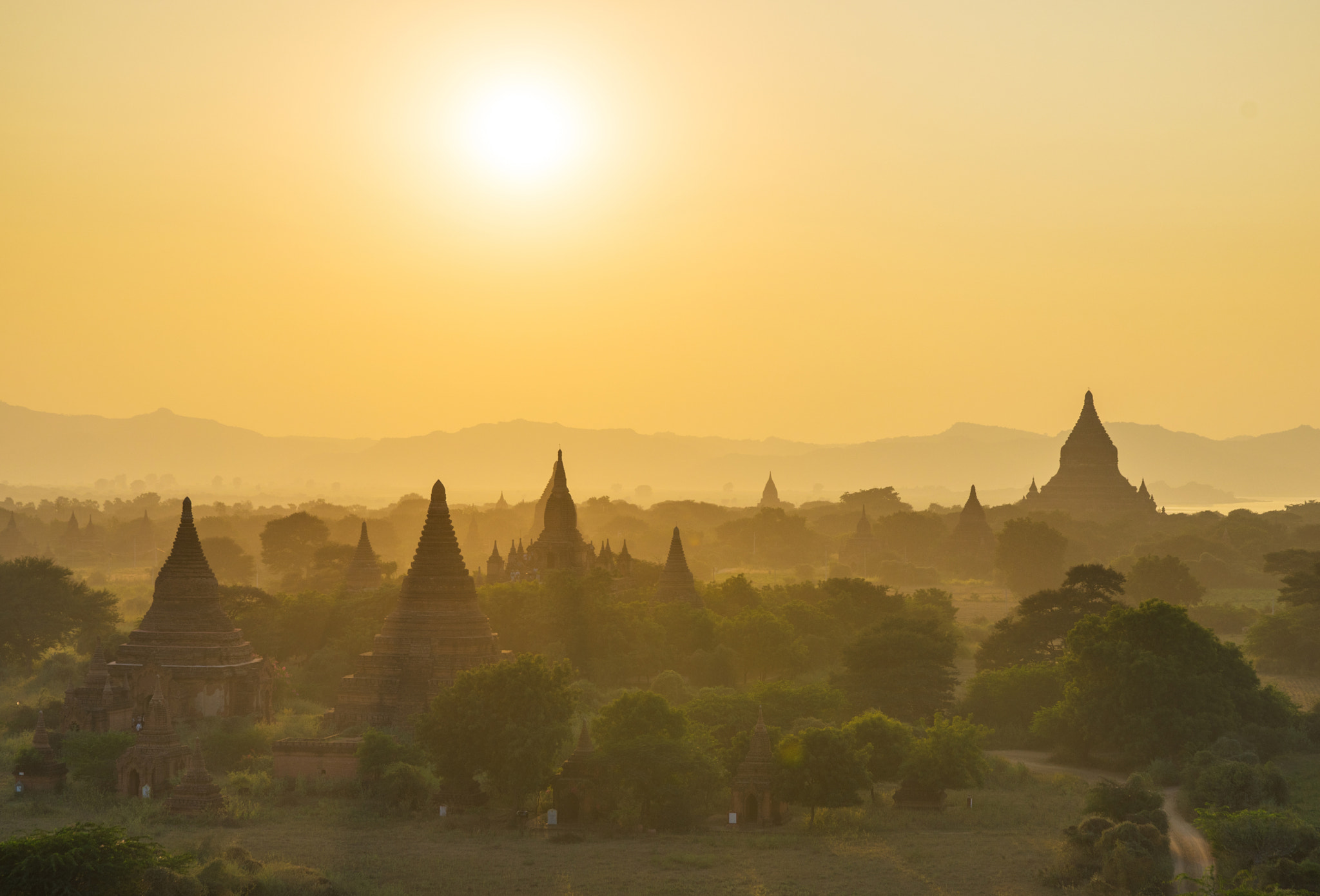 Sony a7 + Tamron SP 70-300mm F4-5.6 Di USD sample photo. Kingdom of bagan. photography