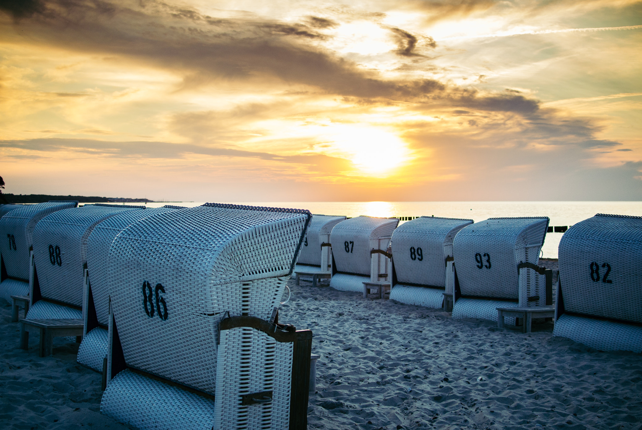 Nikon 1 V1 + Nikon 1 Nikkor 18.5mm F1.8 sample photo. Sunset at heiligendamm photography