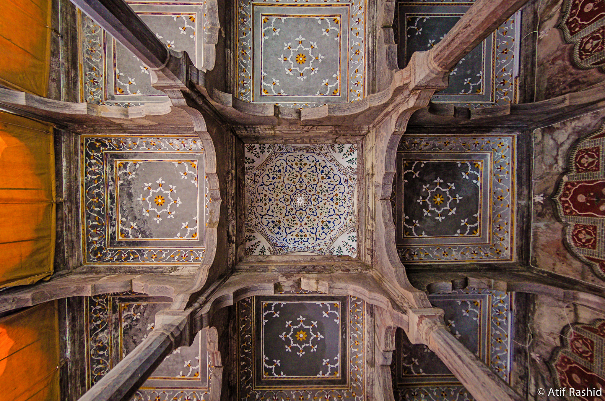 Nikon AF DX Fisheye-Nikkor 10.5mm F2.8G ED sample photo. Ceiling design photography
