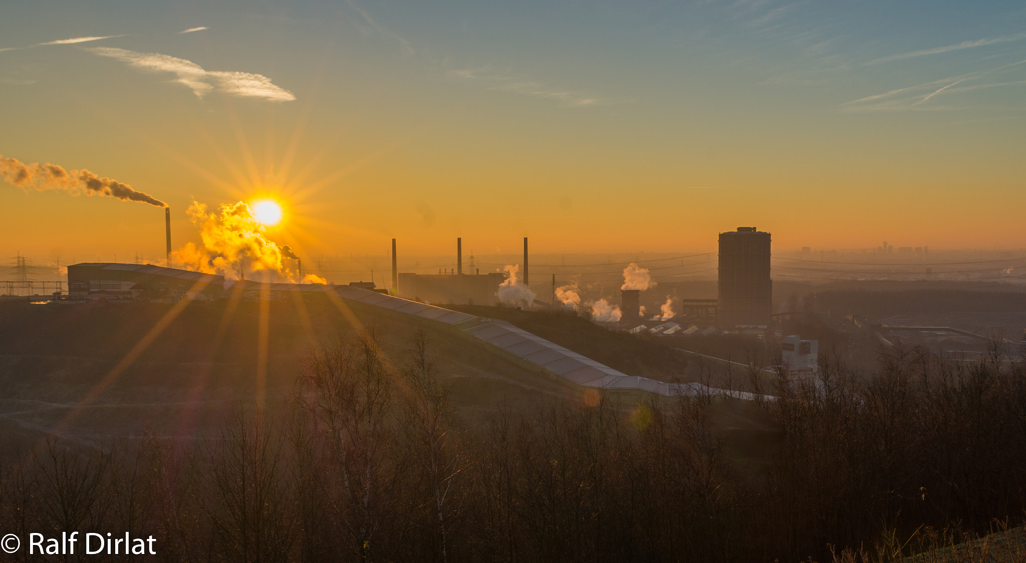 Minolta AF 28-80mm F3.5-5.6 II sample photo. Alpincenter bottrop photography