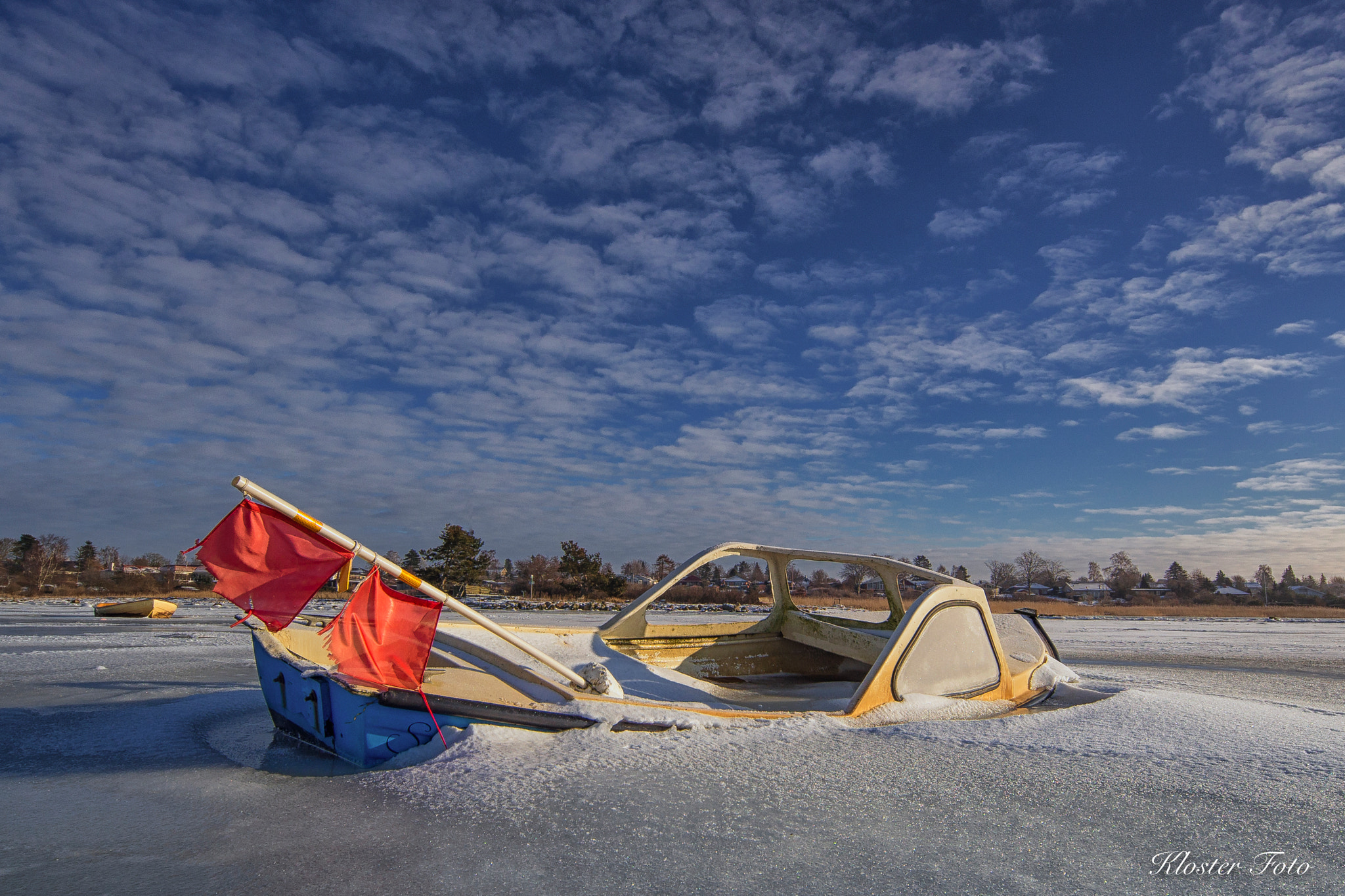 Sony a99 II + Minolta AF 28-80mm F3.5-5.6 II sample photo. Deep frost photography