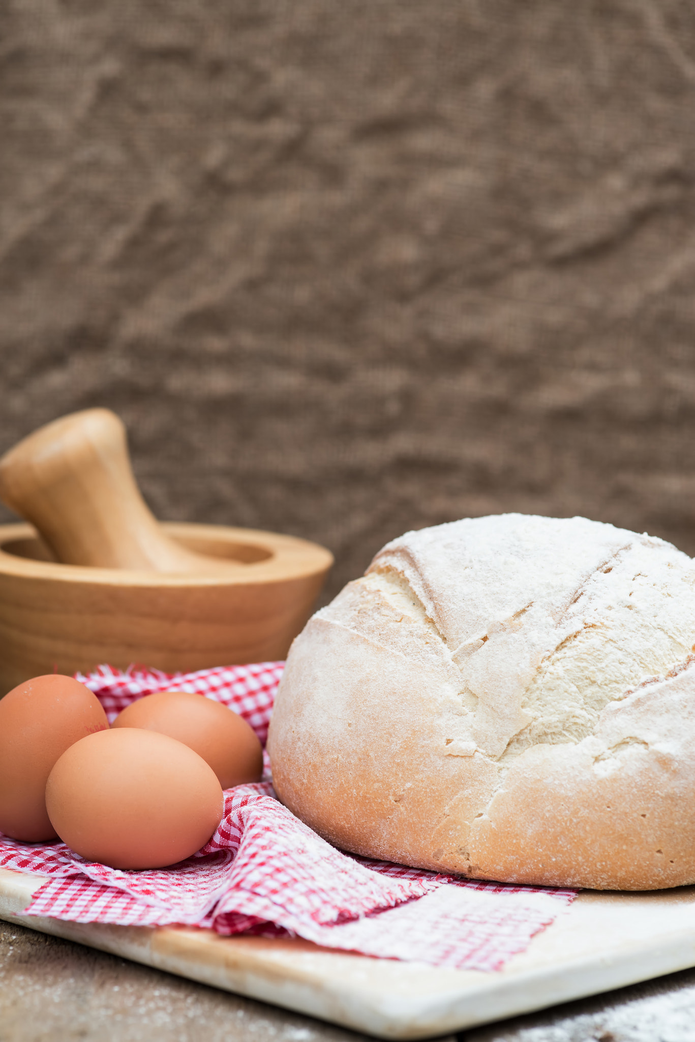 Nikon D600 + Sigma 105mm F2.8 EX DG Macro sample photo. Freshly baked french pain de campagne loaf of bread photography