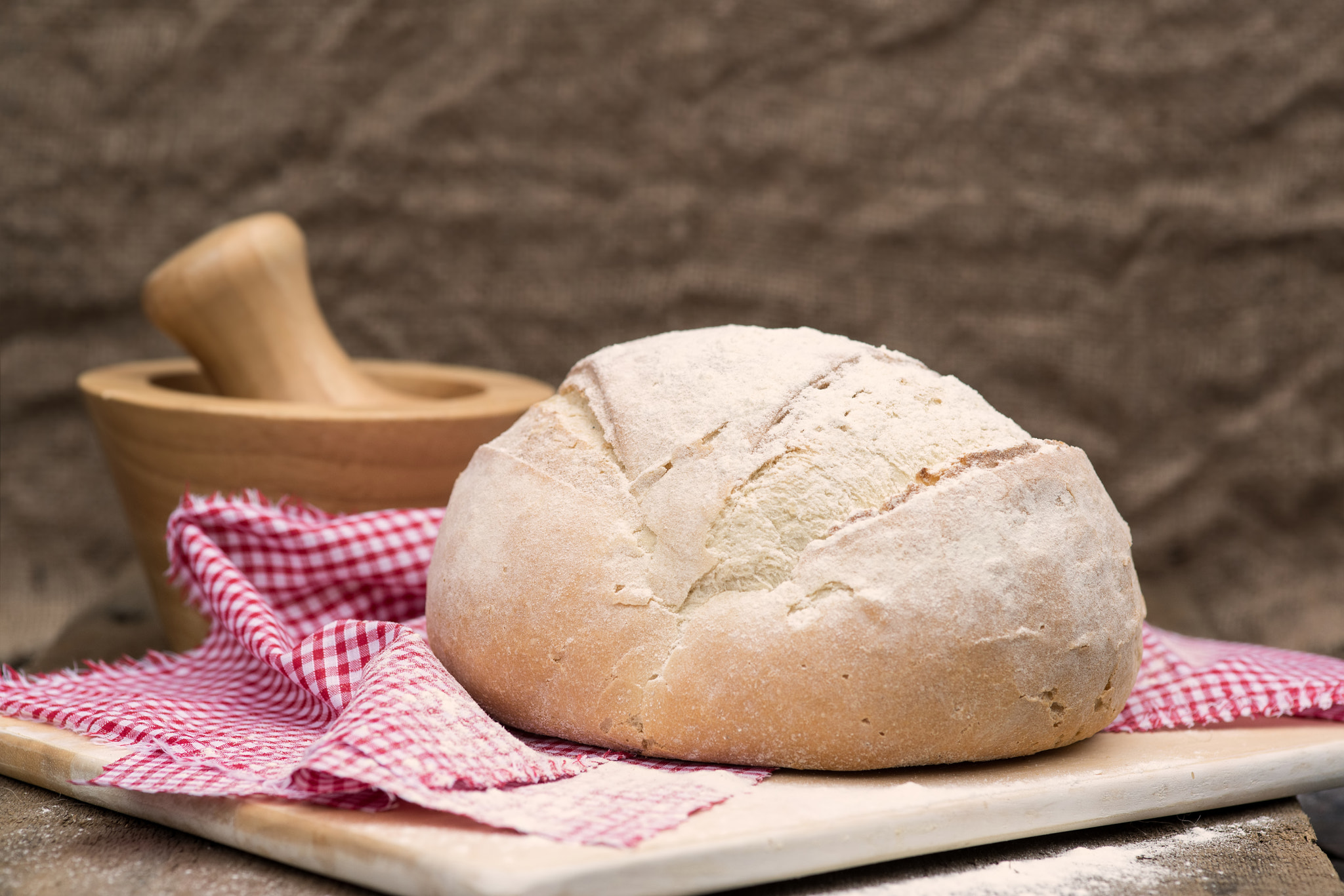 Nikon D600 + Sigma 105mm F2.8 EX DG Macro sample photo. Freshly baked french pain de campagne loaf of bread photography