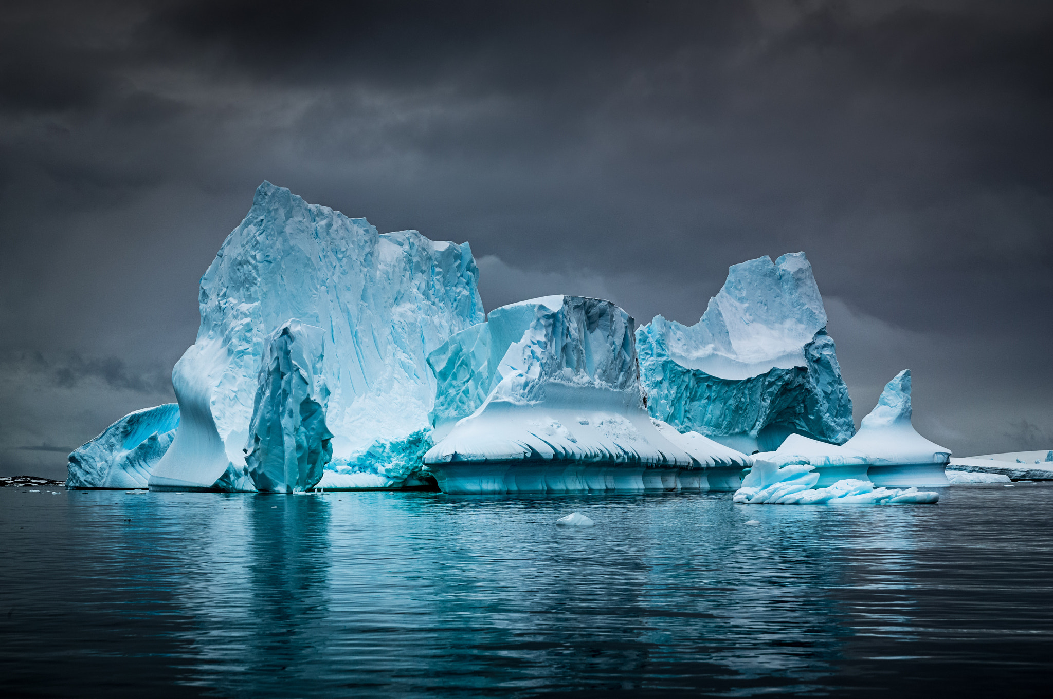 Leica S (TYP 006) + Vario-Elmar 30-90 sample photo. Iceberg in charcot photography