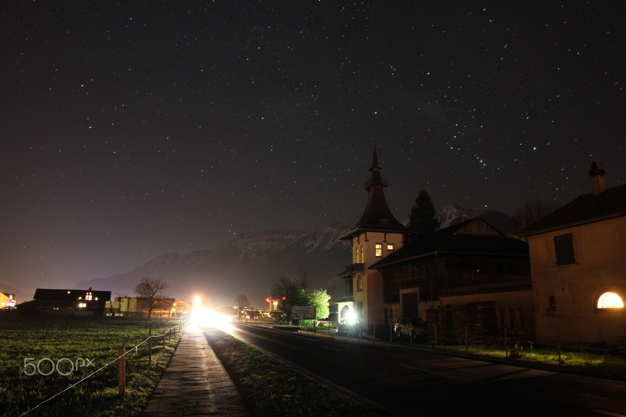 Canon EOS 550D (EOS Rebel T2i / EOS Kiss X4) + Canon EF 16-35mm F4L IS USM sample photo. Interlaken night photography