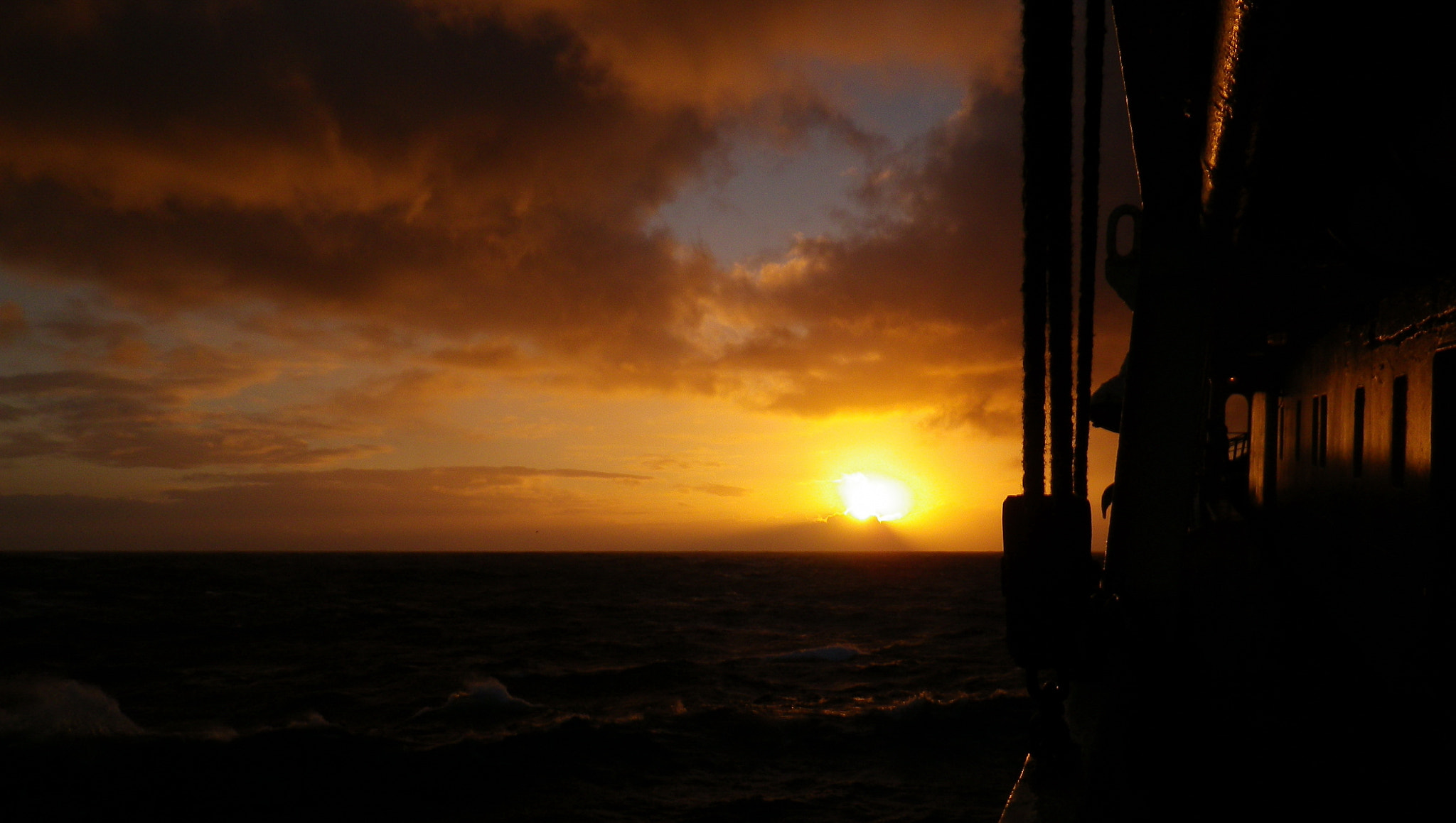 Pentax Optio RZ10 sample photo. Sundown photography