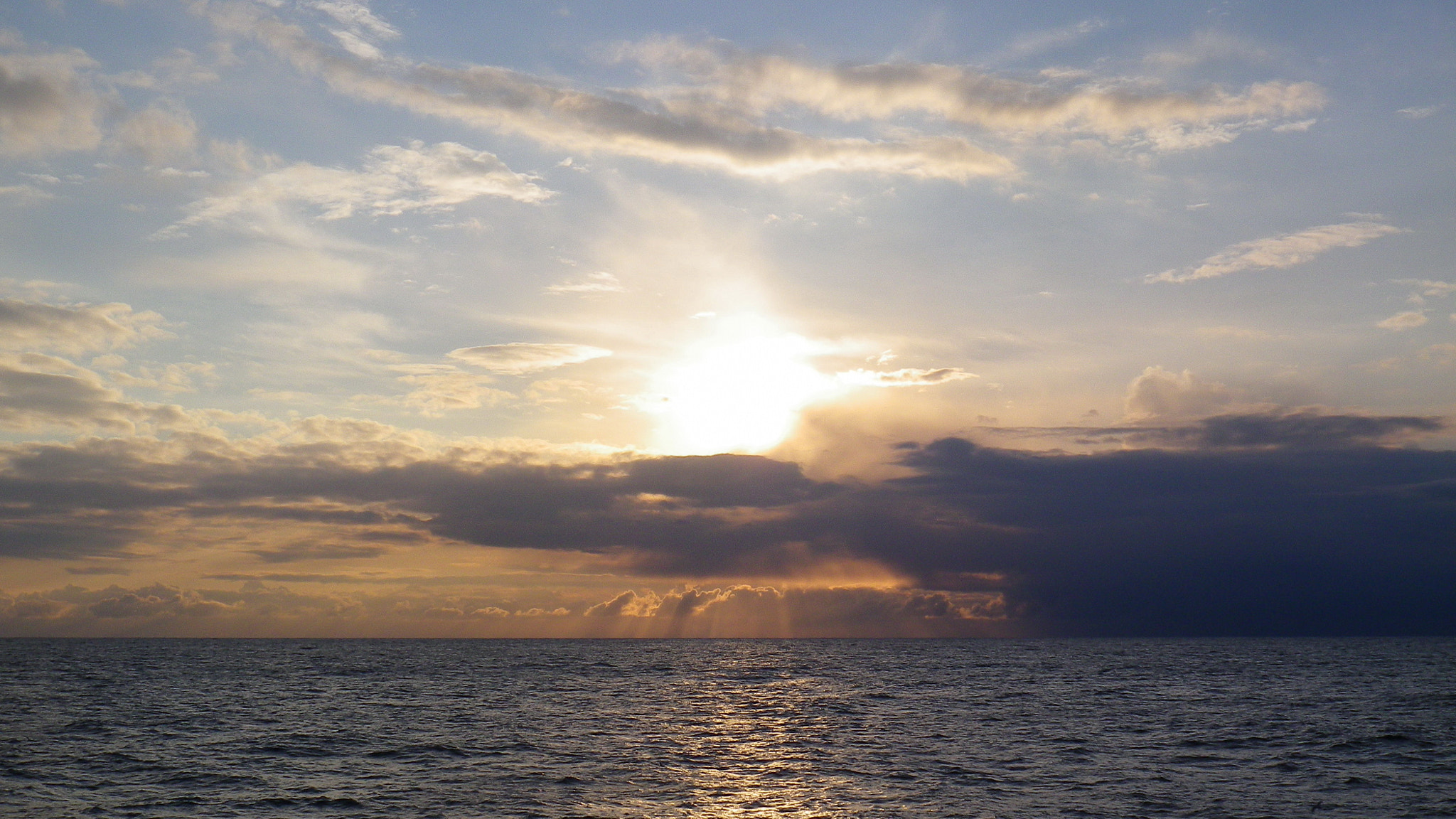 Pentax Optio RZ10 sample photo. Sundown photography