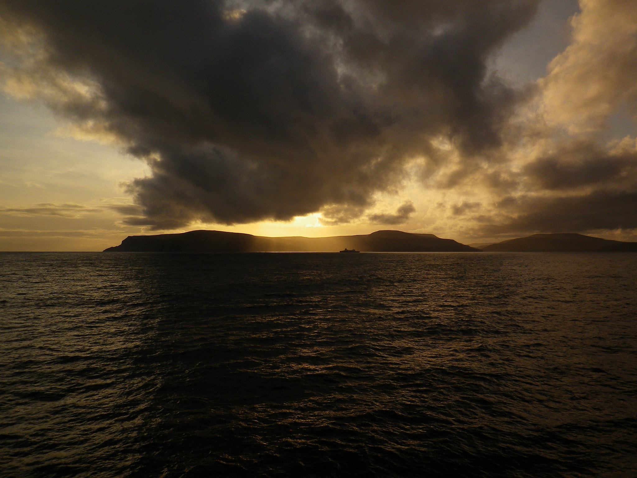 Pentax Optio RZ10 sample photo. Faroe islands photography