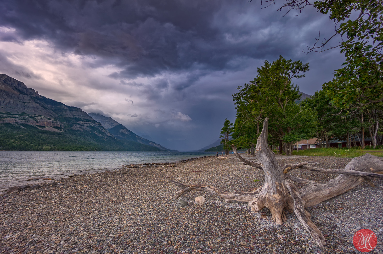 Sony Alpha NEX-6 + Sony E 10-18mm F4 OSS sample photo. Visiting waterton lake photography