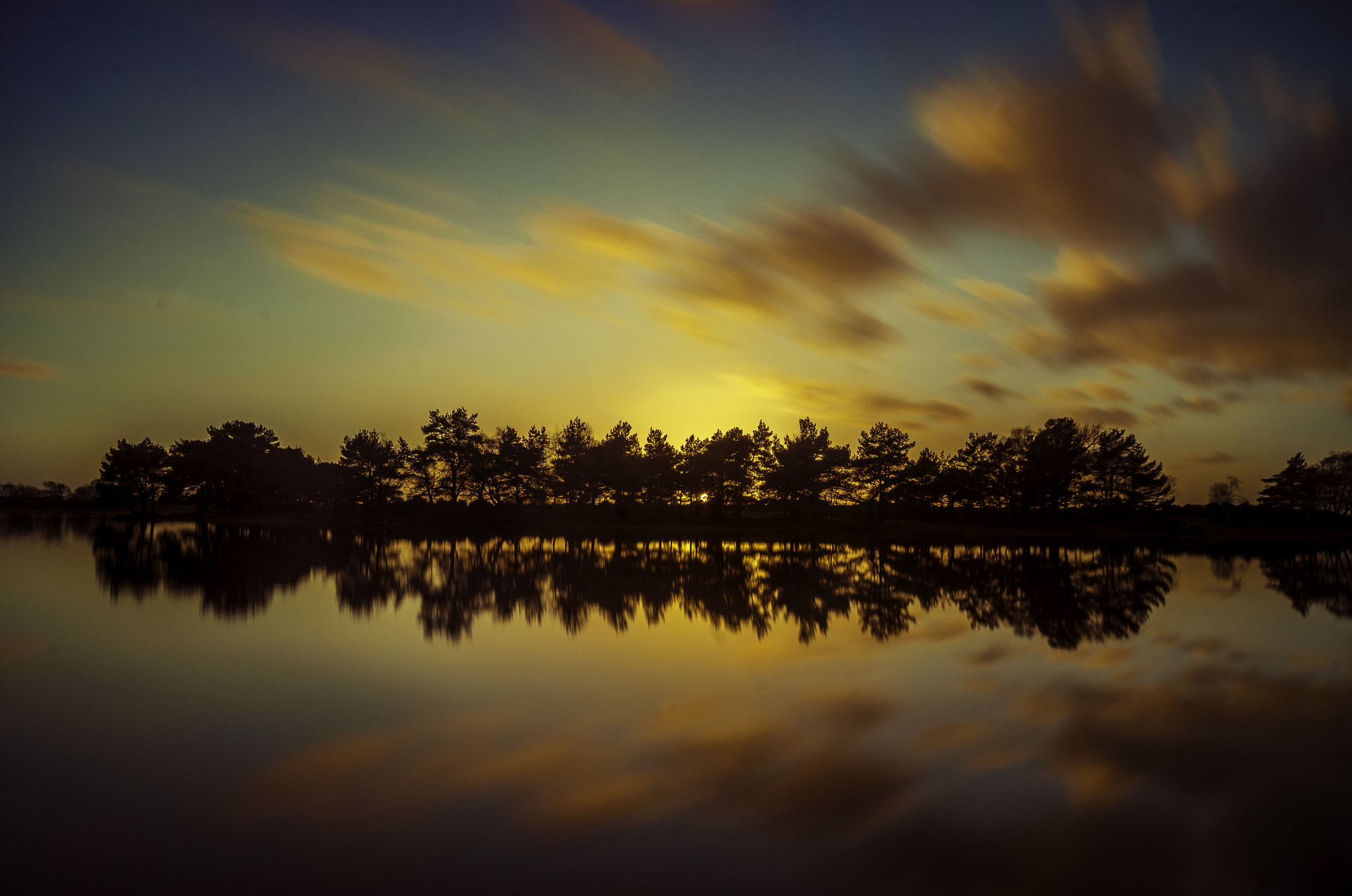 Sigma AF 10-20mm F4-5.6 EX DC sample photo. Hatchet sky photography