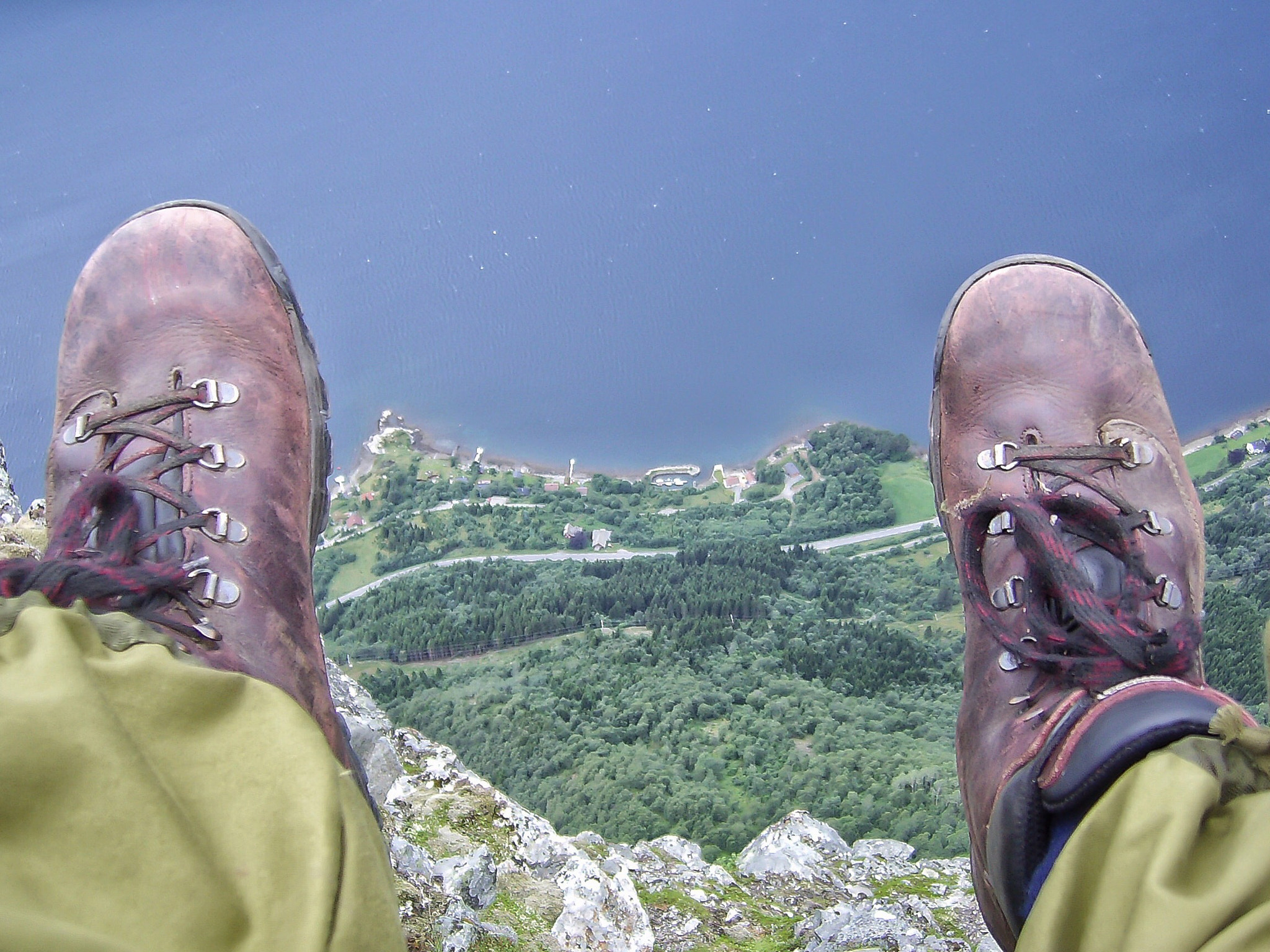 DIGITAL CAM sample photo. Sitting on the edge of the mountain liadaldnipa-norway photography