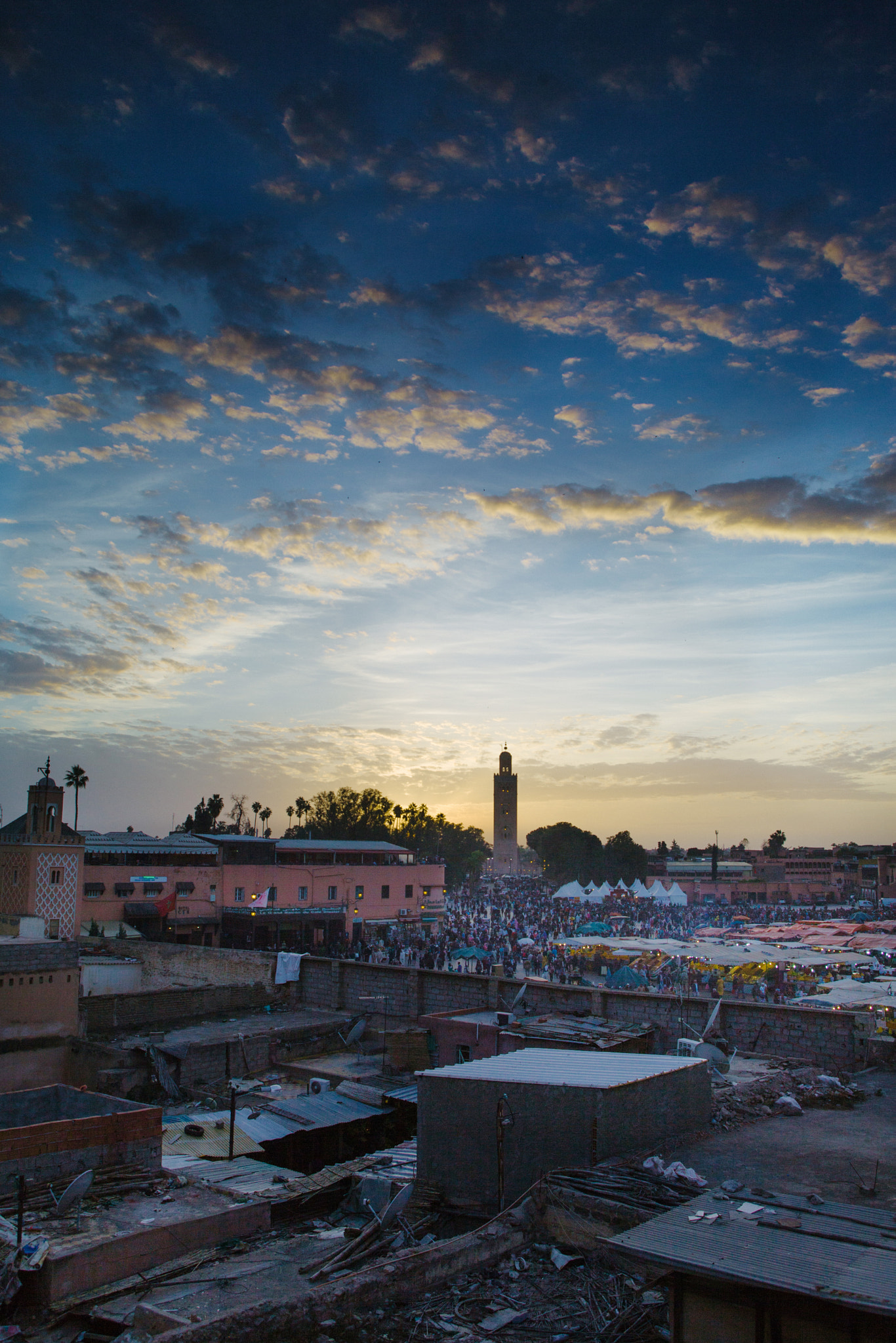 Canon EF 28-80mm f/2.8-4L sample photo. Jemaa el-fna square. photography