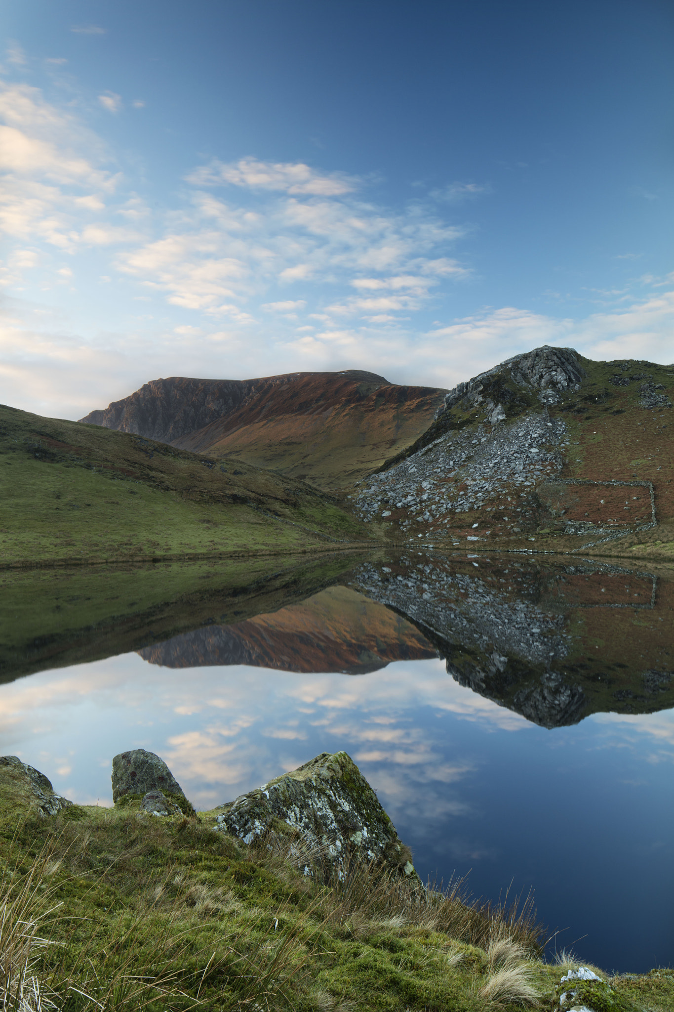 Canon EOS 5DS + Canon TS-E 24.0mm f/3.5 L II sample photo. Mountain glow photography