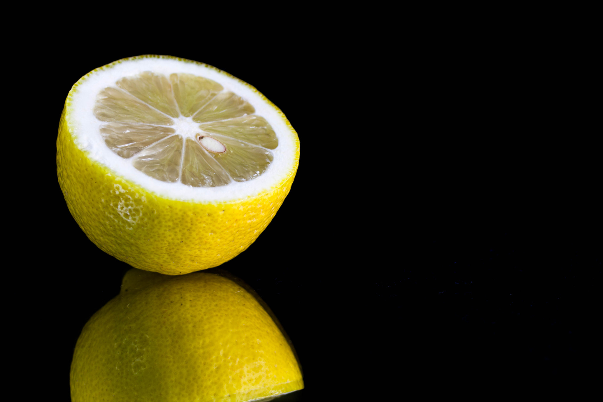 Canon EF 28-80mm f/3.5-5.6 sample photo. Citron photography