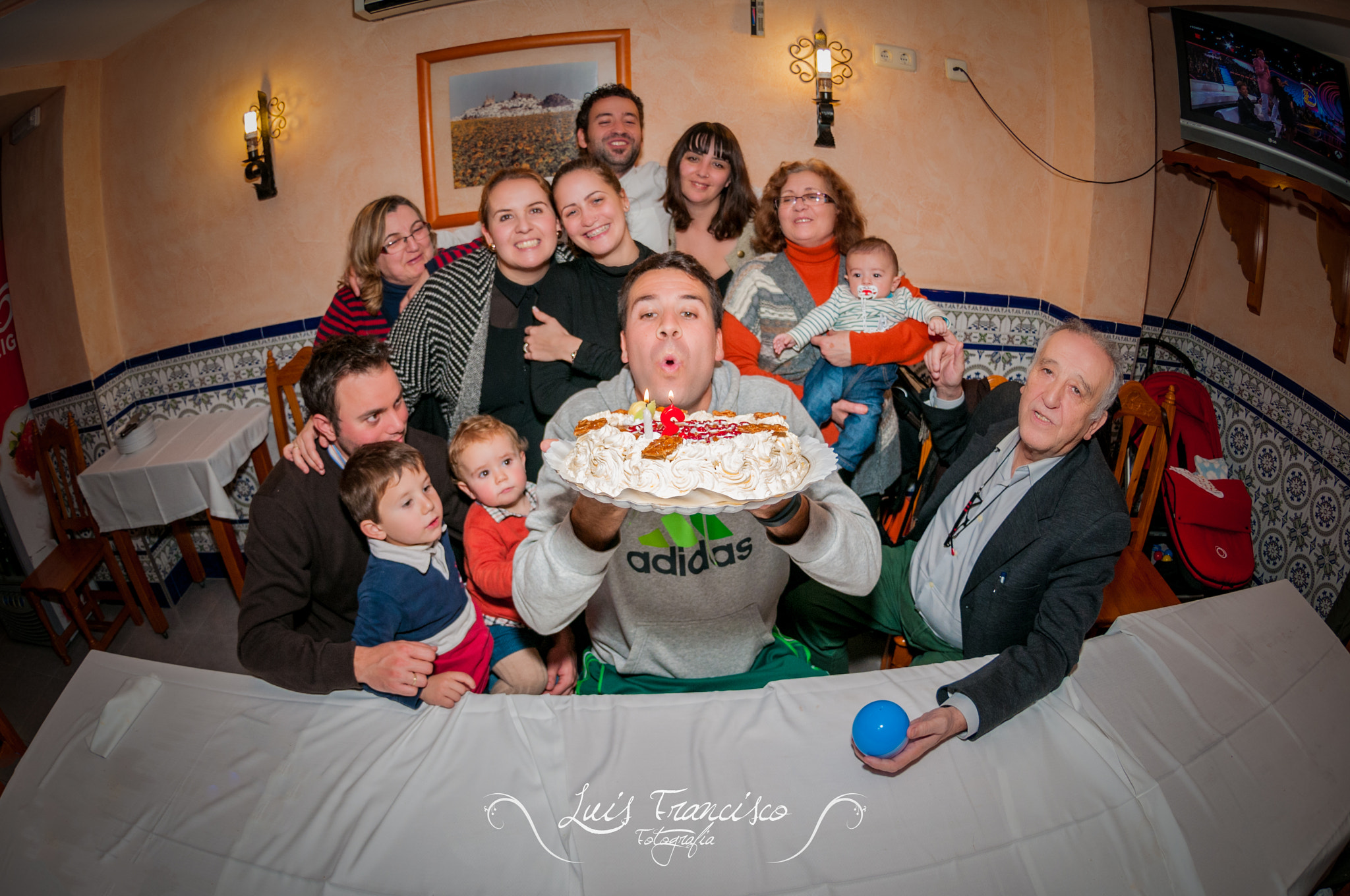 Nikon AF DX Fisheye-Nikkor 10.5mm F2.8G ED sample photo. 22/366 - family selfie, my birthday photography
