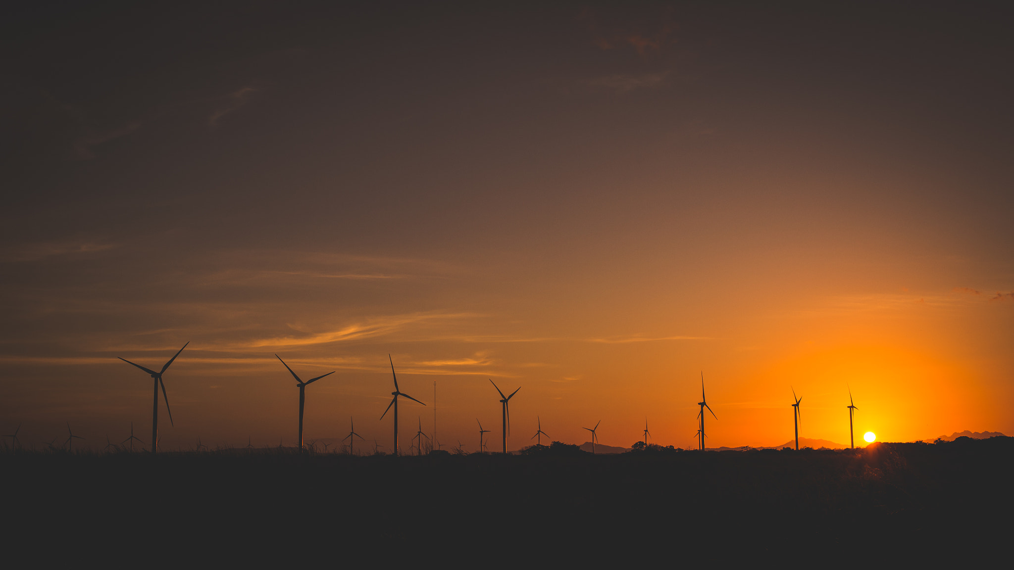 Nikon Df + Nikon AF-S Nikkor 35mm F1.4G sample photo. Golden wind mills photography