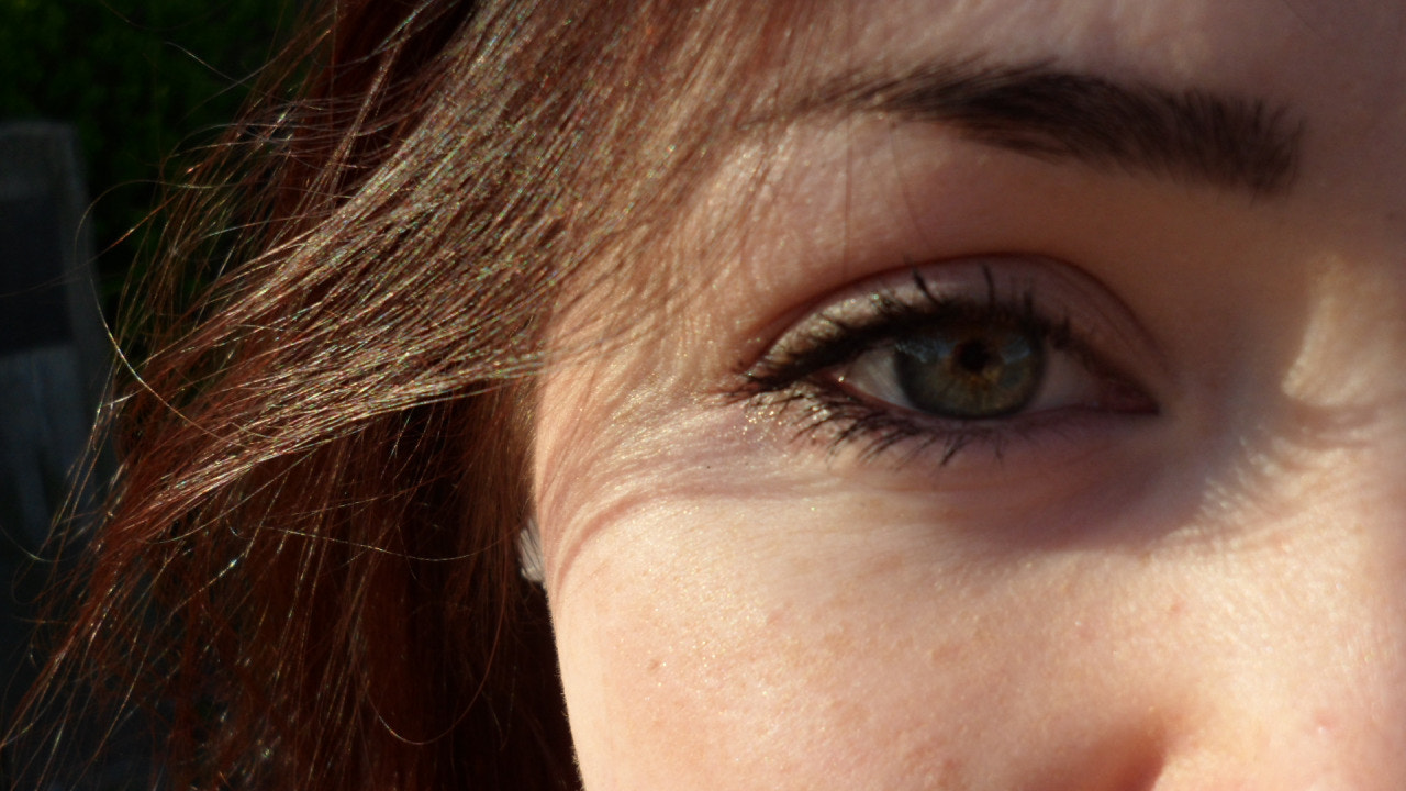 Samsung ST90,ST91 / VLUU ST90,ST91 sample photo. Eyes photography