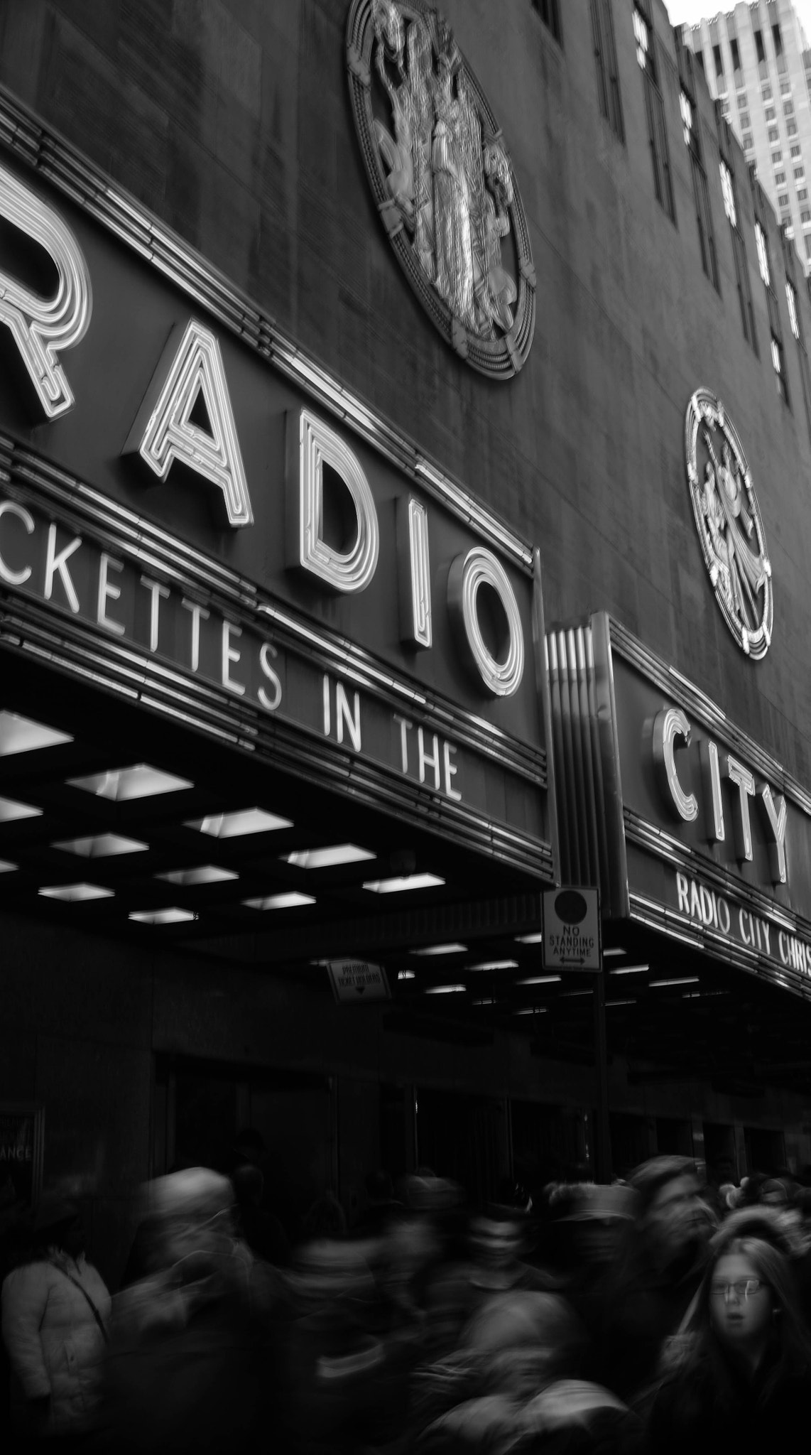 Nikon Df + Nikon AF-S DX Nikkor 35mm F1.8G sample photo. Radio city photography