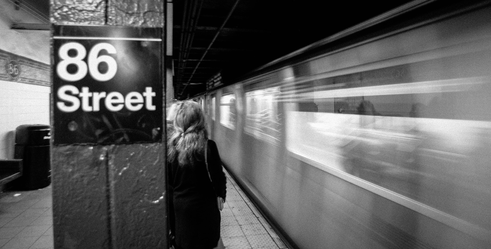 Nikon Df sample photo. 86th street subway stop photography