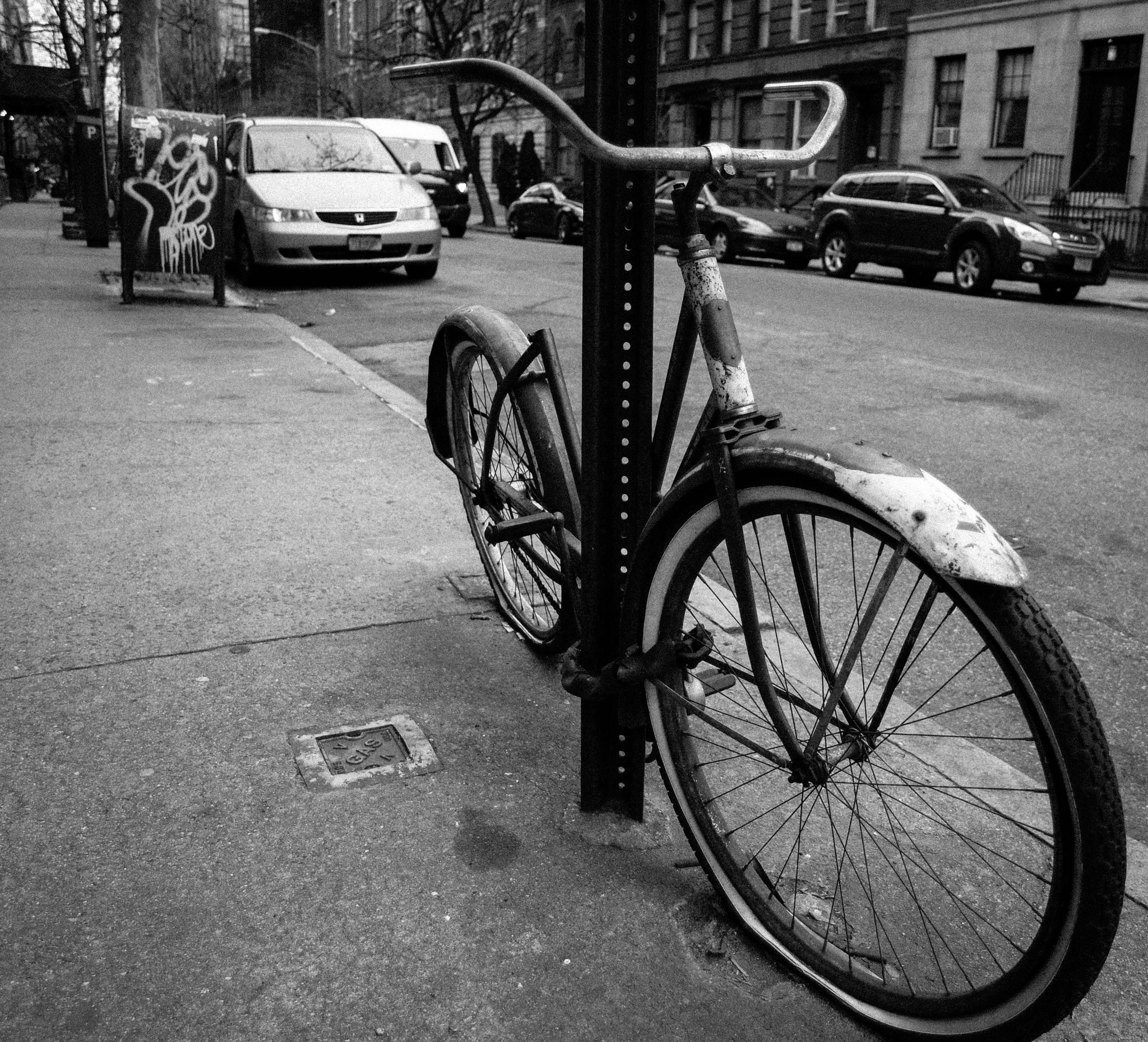 Nikon Df sample photo. Lonely bicycle photography
