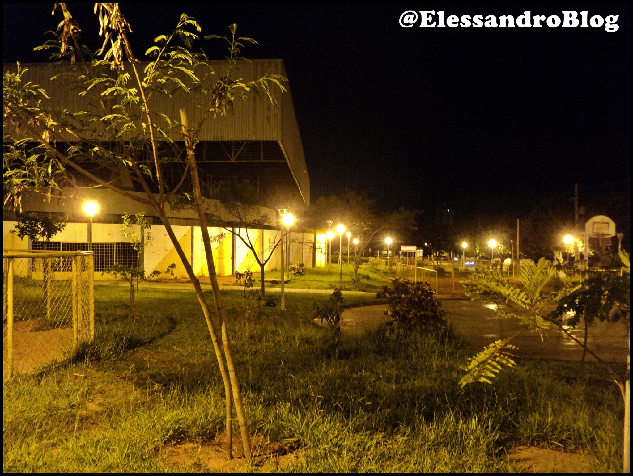 Sony DSC-S1900 sample photo. Pvai cidade photography