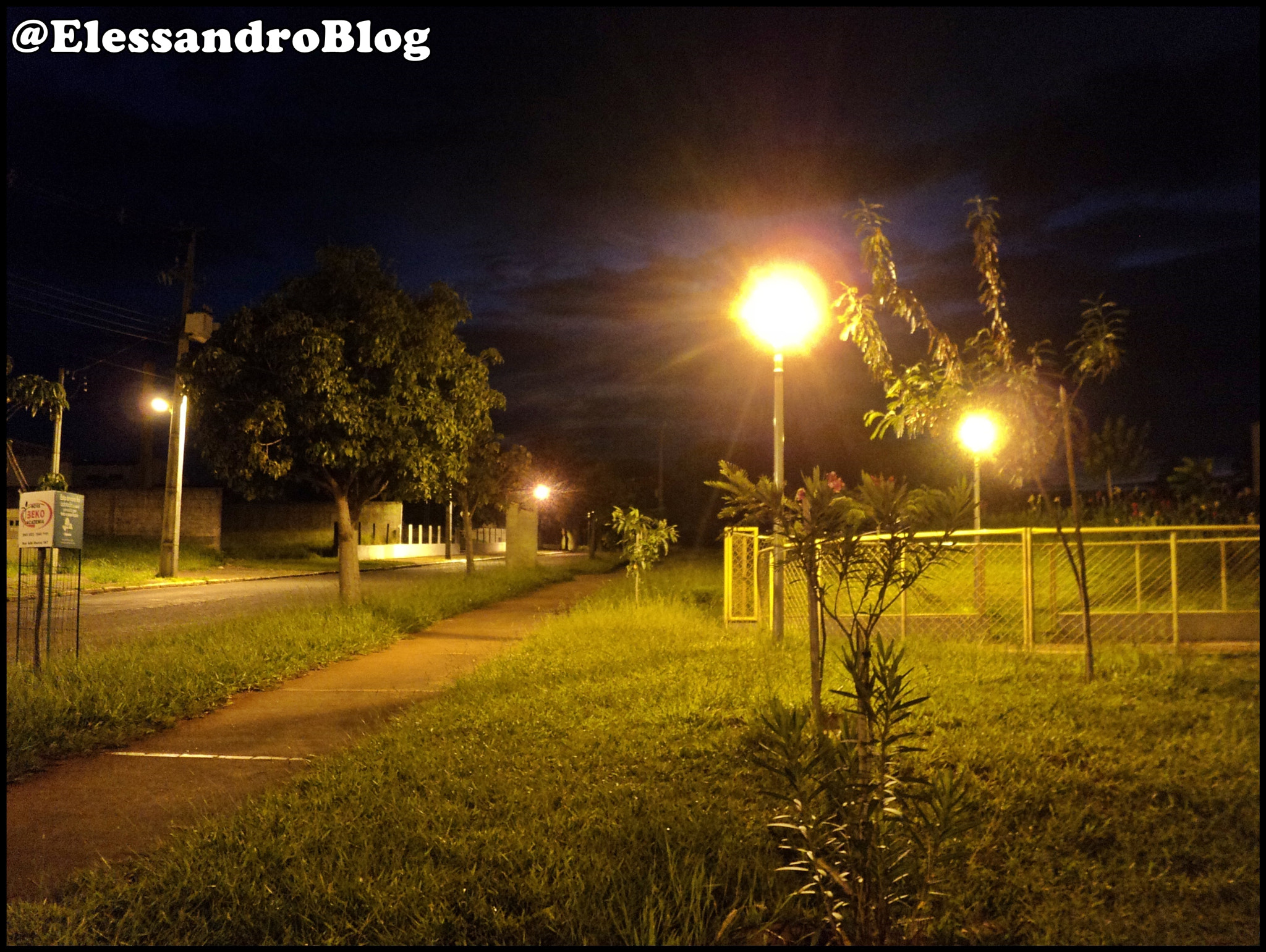 Sony DSC-S1900 sample photo. Pvai cidade photography