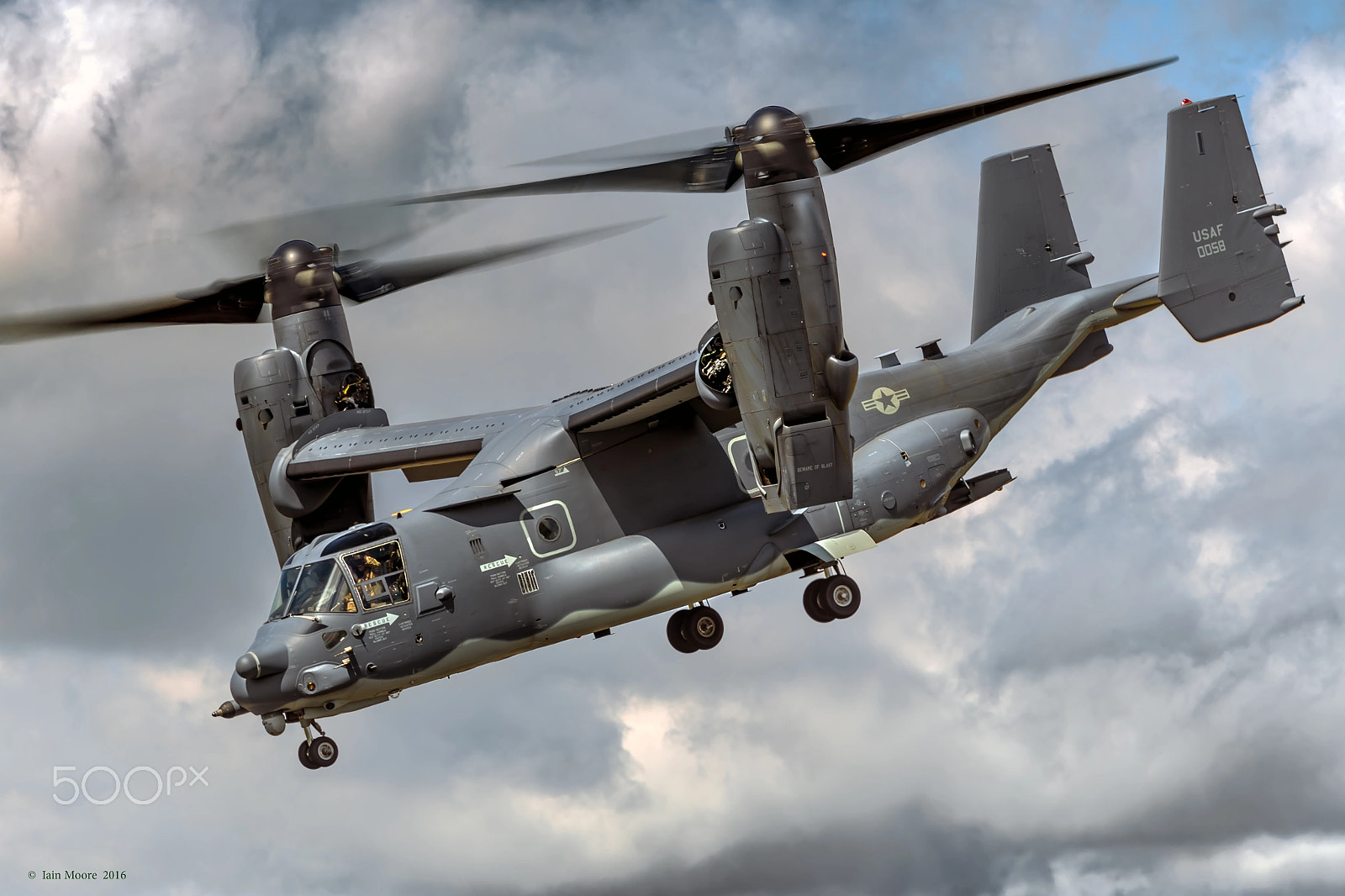 Canon EF 300mm F4L IS USM sample photo. Us osprey displays at riat in 2015 photography