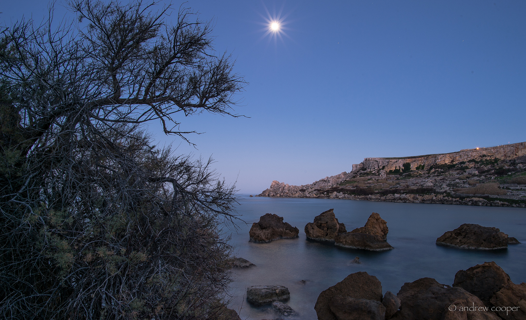 Nikon Df + Nikon AF-S Nikkor 20mm F1.8G ED sample photo. Mystical night photography