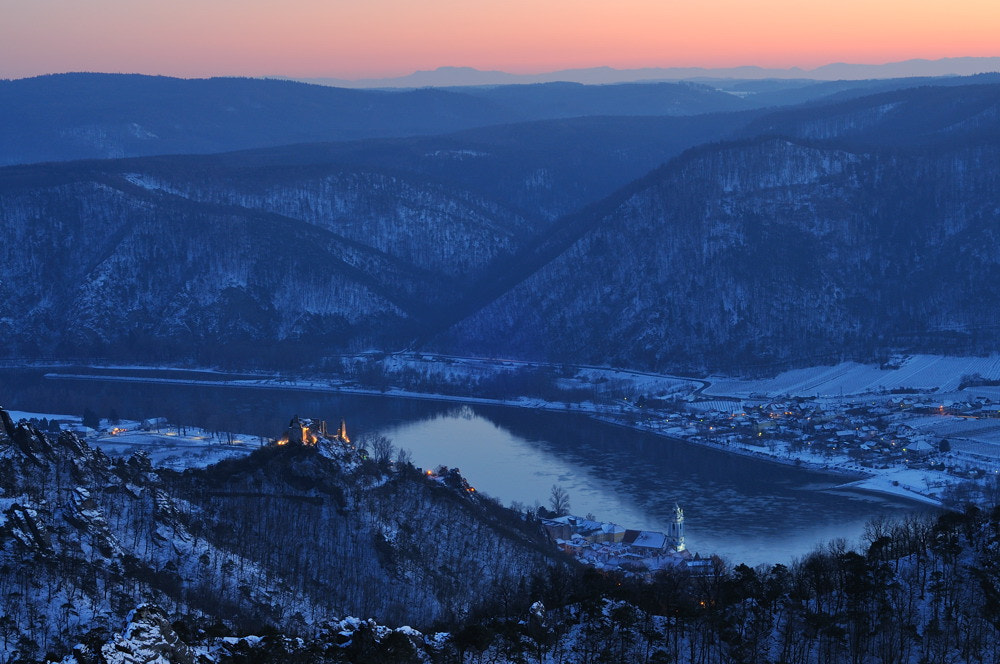 Nikon D300 + AF Nikkor 50mm f/1.8 sample photo. Winter danube i photography