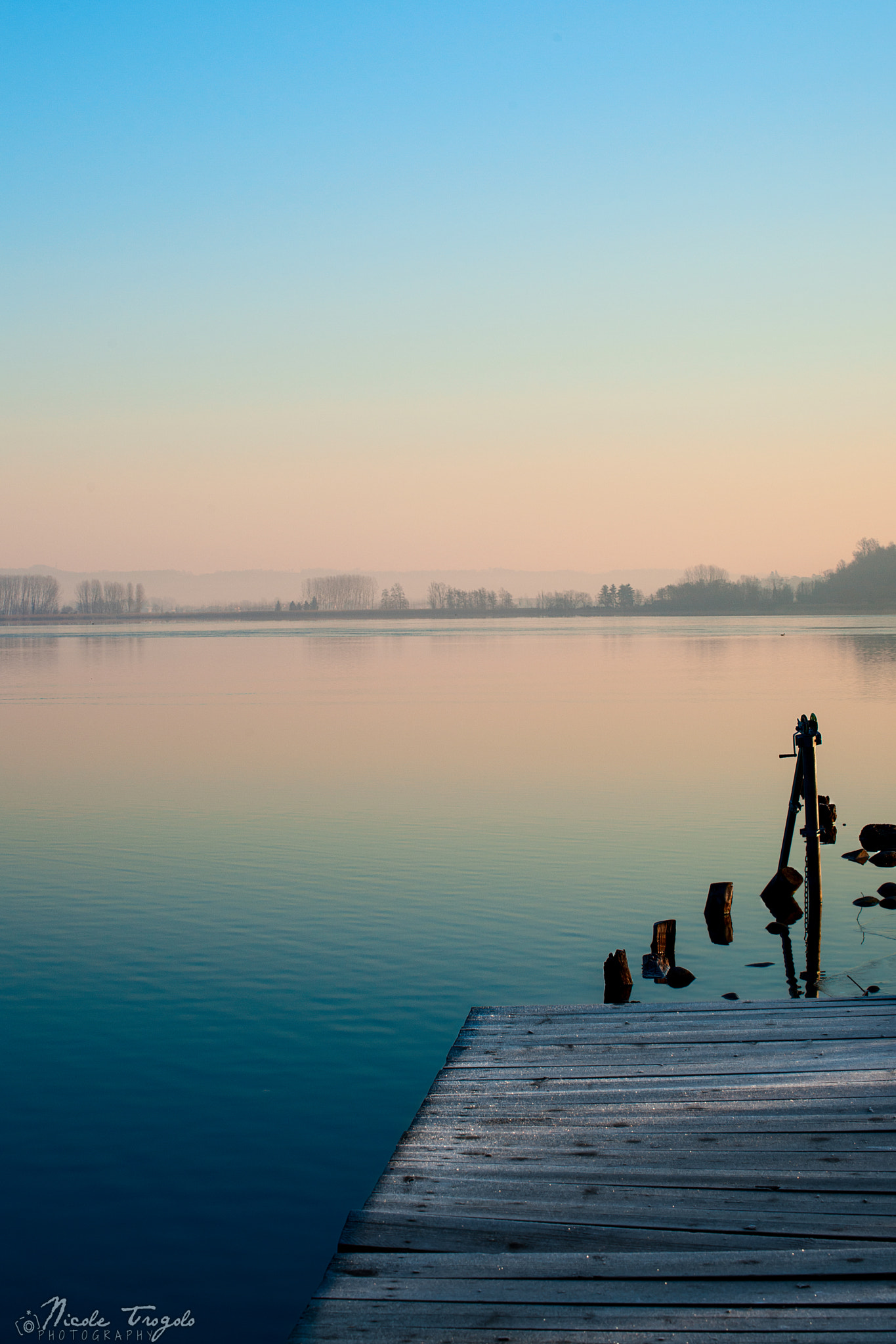 Sigma 70-200mm F2.8 EX DG OS HSM sample photo. Colored morning photography