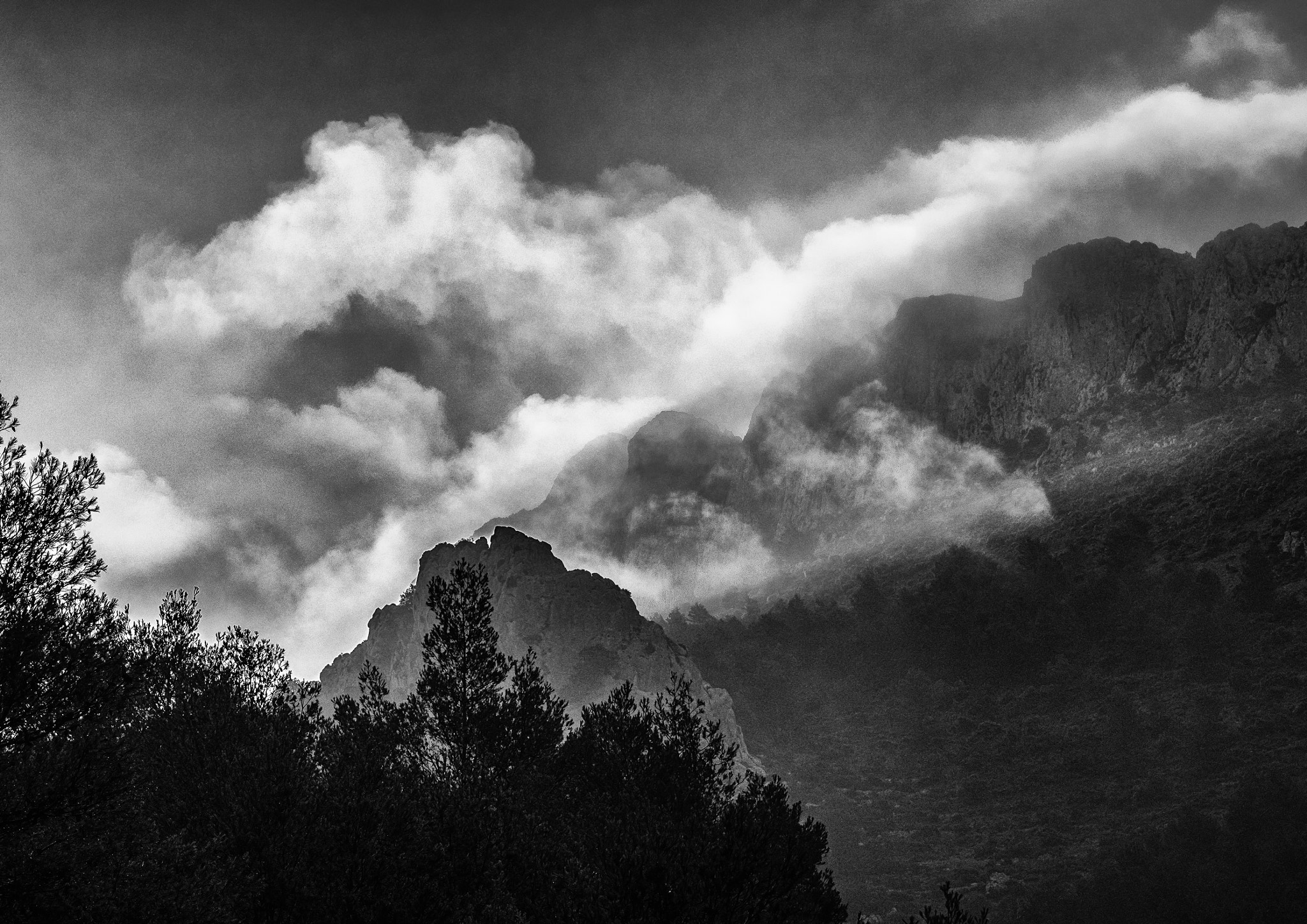 LUMIX G VARIO 35-100/F4.0-5.6 sample photo. Sunrise, aitana mountains, spain photography