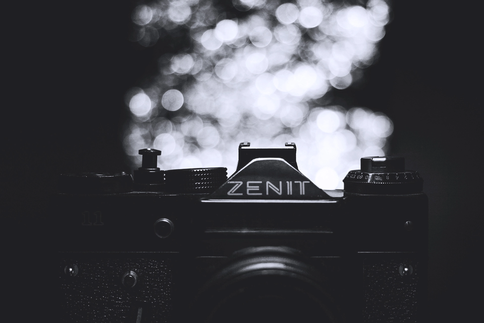 Canon EOS 400D (EOS Digital Rebel XTi / EOS Kiss Digital X) + Canon EF 40mm F2.8 STM sample photo. Zenit 11 photography