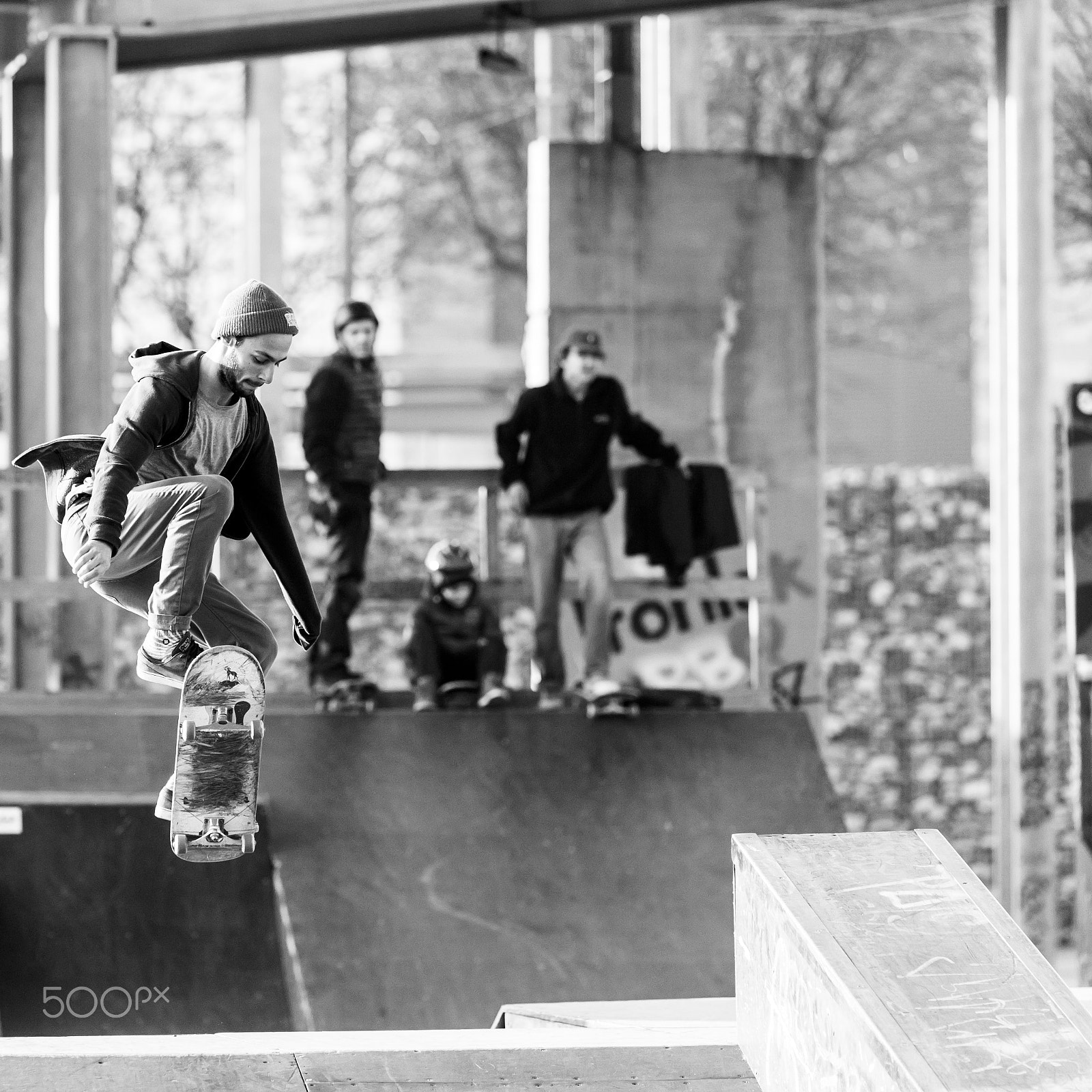 Nikon D700 + Nikon AF Nikkor 180mm F2.8D ED-IF sample photo. Skateboarding! photography