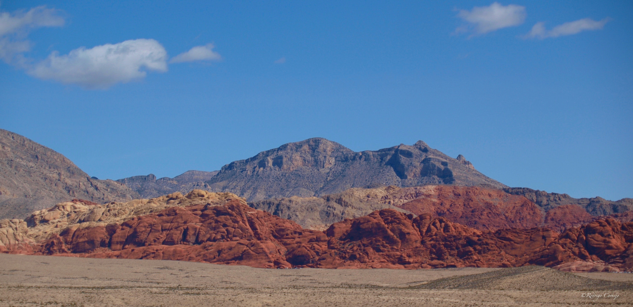 Olympus Zuiko Digital 14-45mm F3.5-5.6 sample photo. Las vegas desert... photography