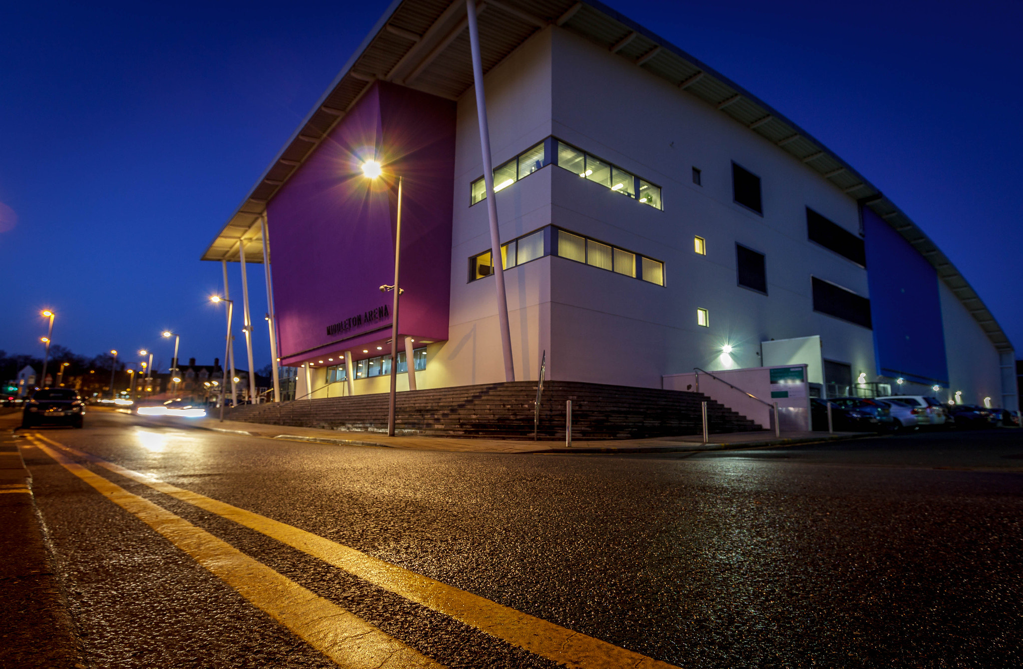 Canon EF-S 10-22mm F3.5-4.5 USM sample photo. Middleton arena early evening photography