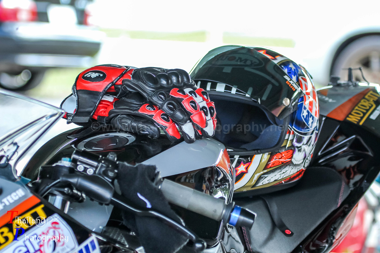 Canon EF 100-400mm F4.5-5.6L IS USM sample photo. Motorbike racing photography