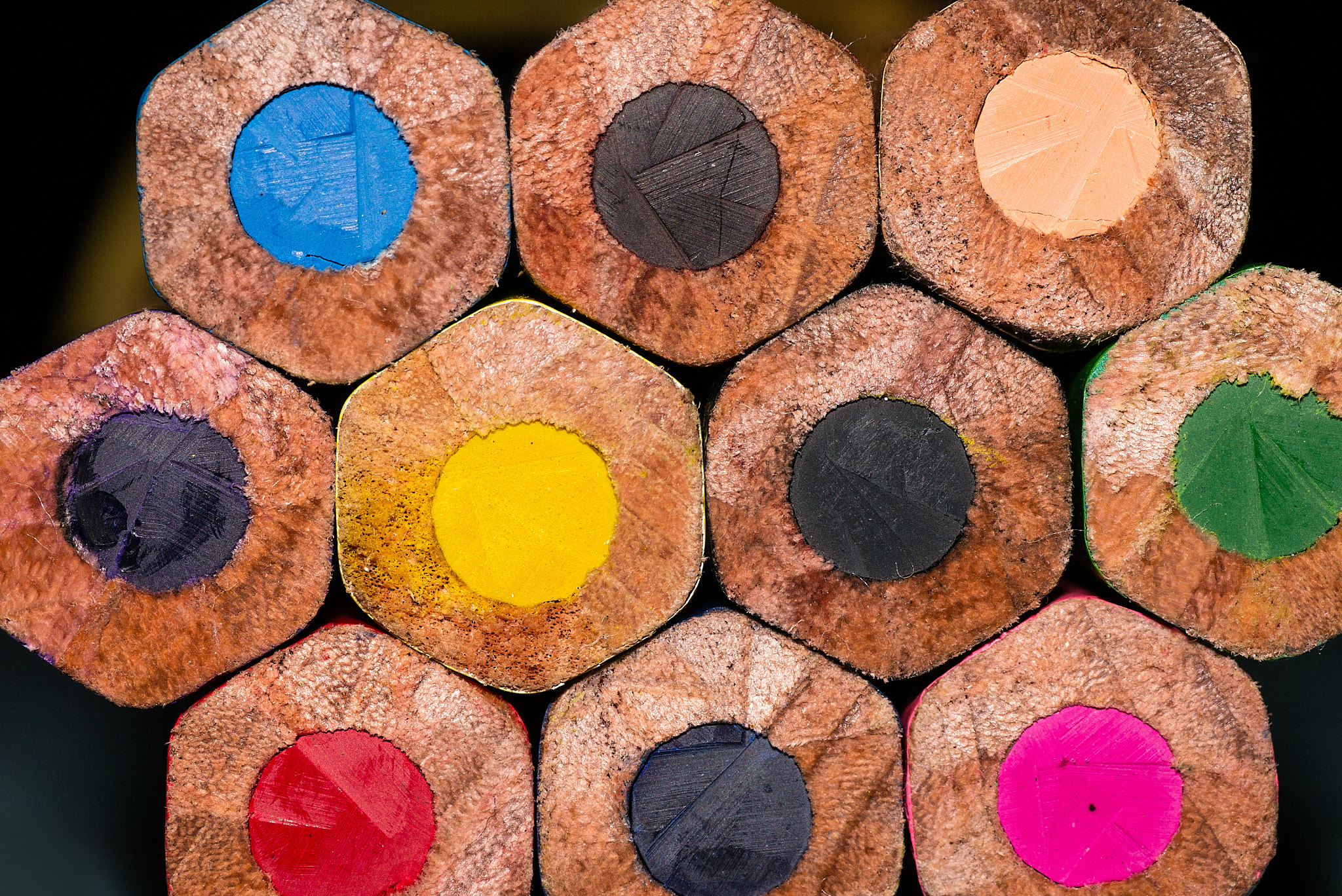 Panasonic Leica DG Macro-Elmarit 45mm F2.8 ASPH OIS sample photo. Stabilo jambo size colour pencils photography
