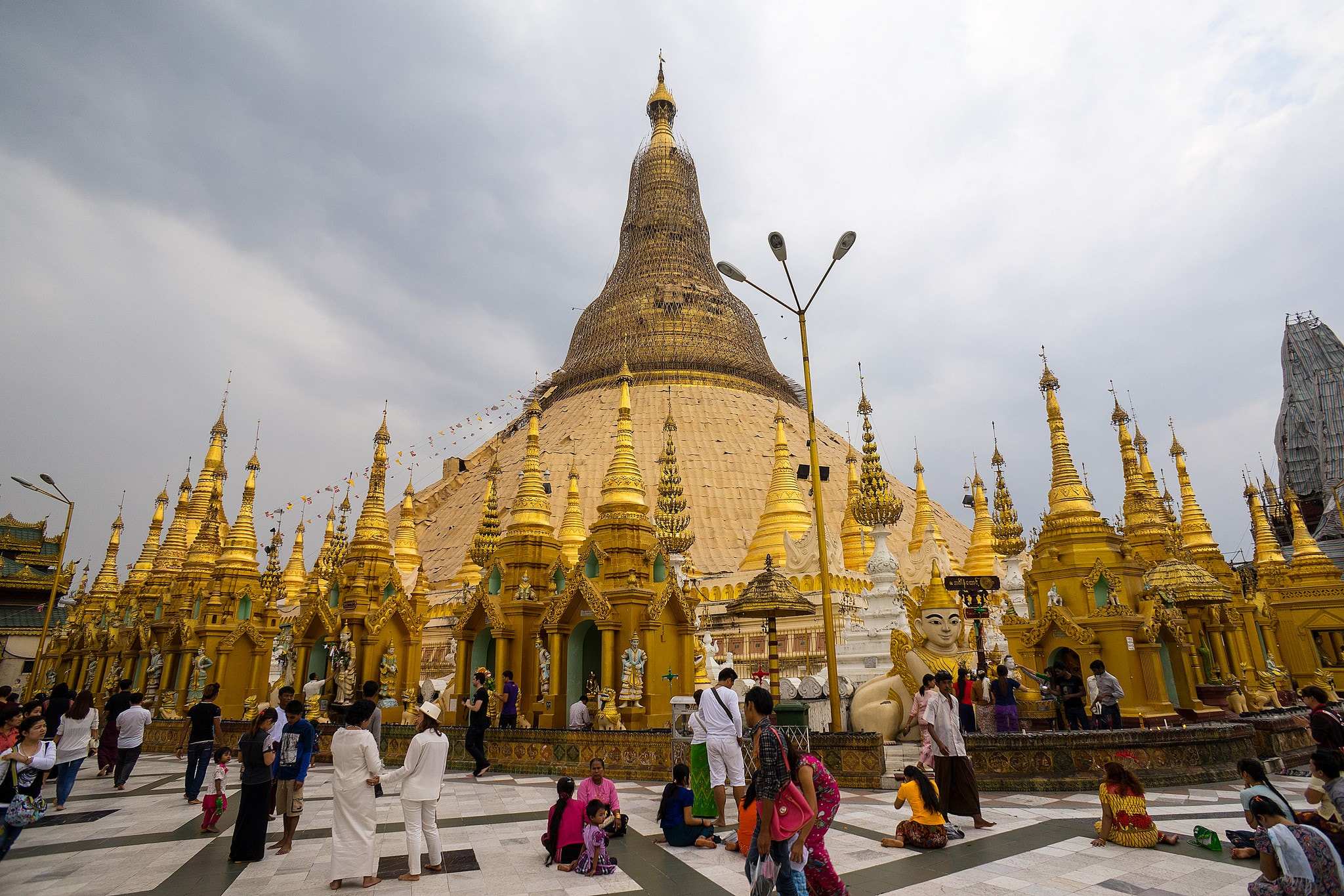 Sony a7 + Sony E 16mm F2.8 sample photo. Myanmar photography