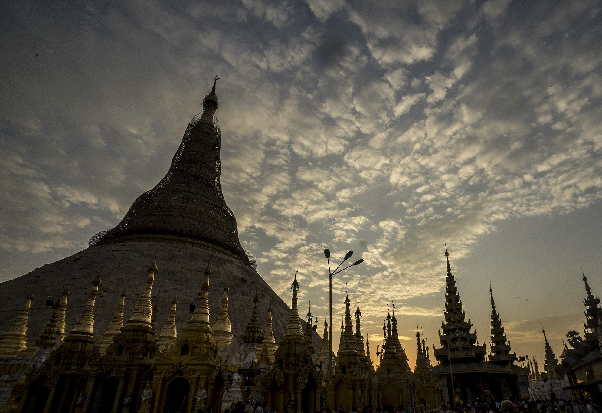 Sony a7 + Sony E 16mm F2.8 sample photo. Myanmar photography